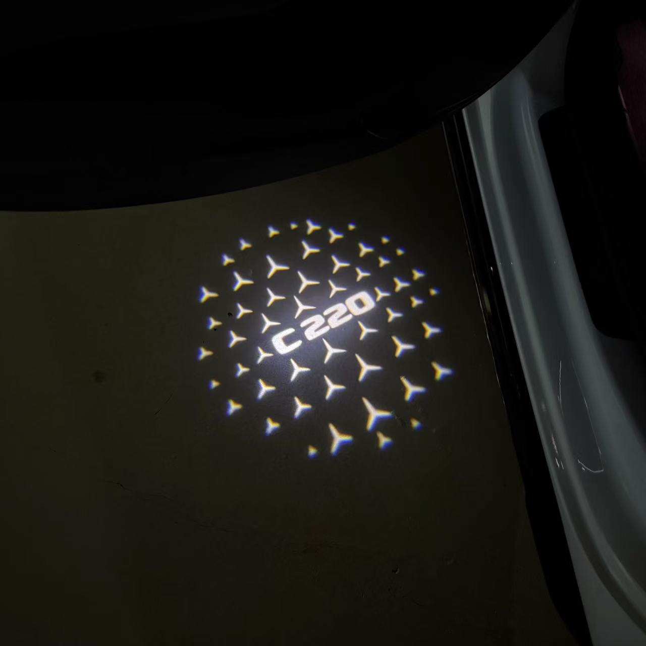 MERCEDES BENZ LOGO PROJECTOT LIGHTS Nr.03 (Menge 1 = 1 Sätze/2 Türleuchten)