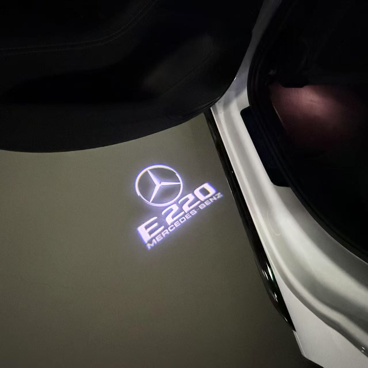 MERCEDES BENZ LOGO PROJECTOT LIGHTS Nr.03 (Menge 1 = 1 Sätze/2 Türleuchten)