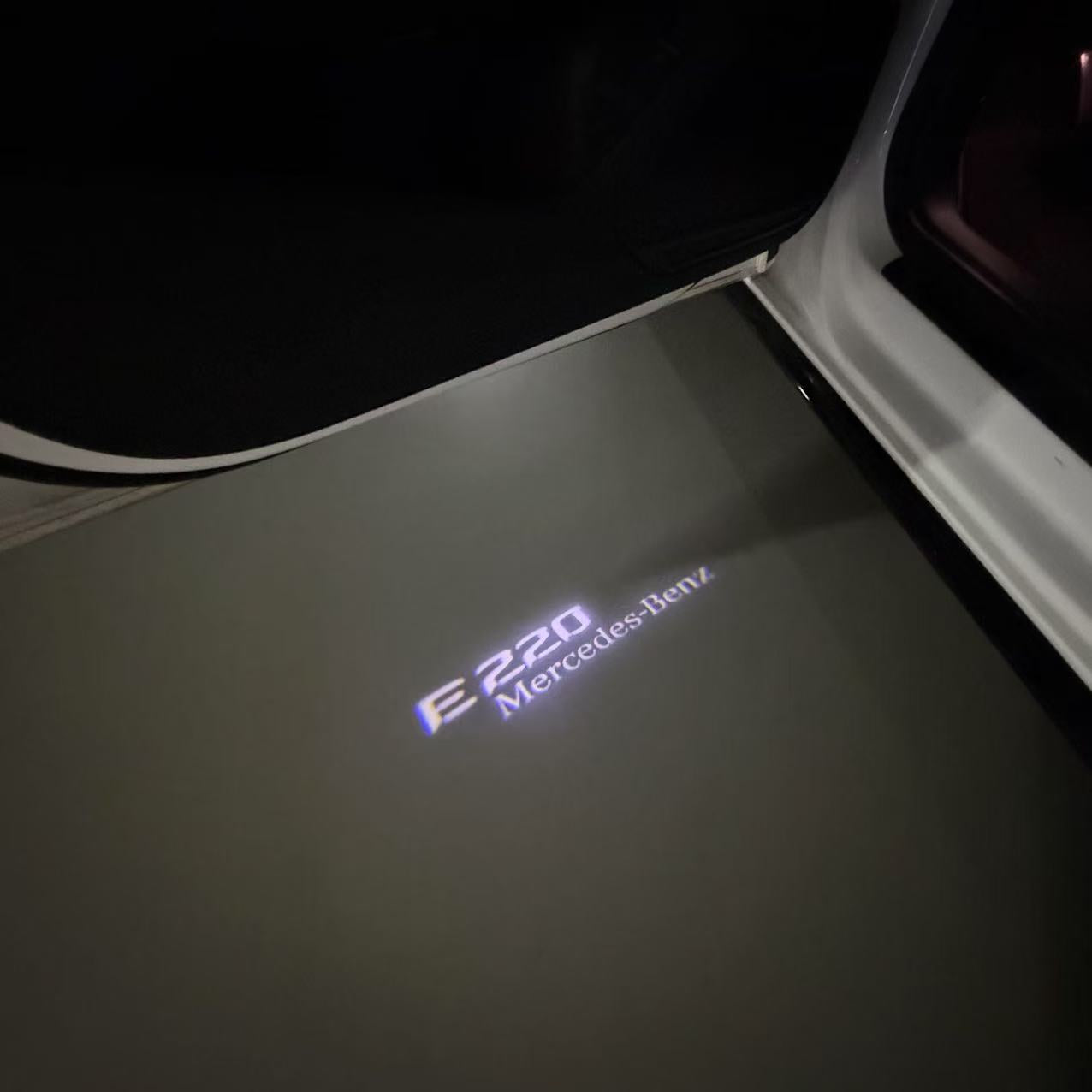 MERCEDES BENZ LOGO PROJECTOT LIGHTS Nr.03 (Menge 1 = 1 Sätze/2 Türleuchten)