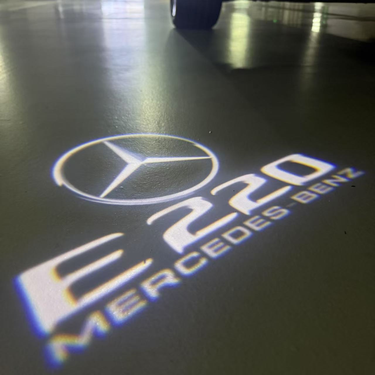 MERCEDES BENZ LOGO PROJECTOT LIGHTS Nr.03 (Menge 1 = 1 Sätze/2 Türleuchten)