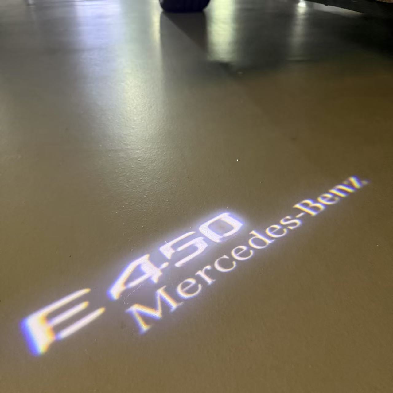 MERCEDES BENZ LOGO PROJECTOT LIGHTS Nr.03 (Menge 1 = 1 Sätze/2 Türleuchten)