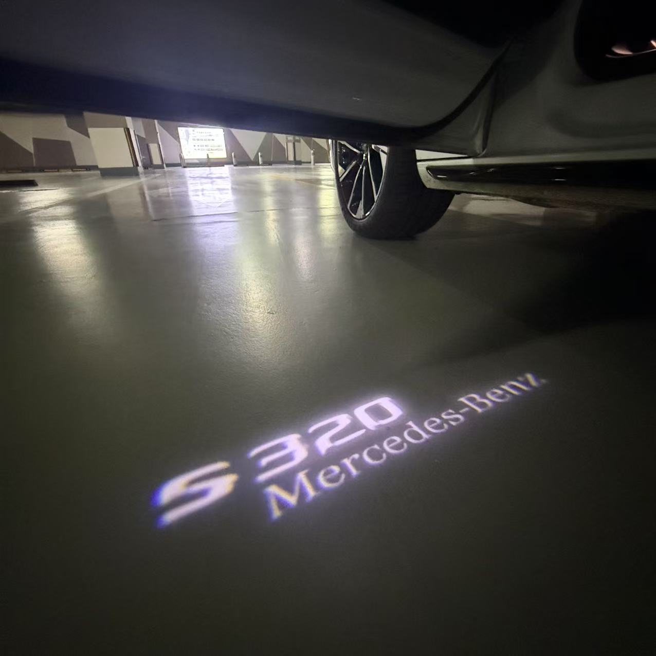 MERCEDES BENZ LOGO PROJECTOT LIGHTS Nr.03 (Menge 1 = 1 Sätze/2 Türleuchten)