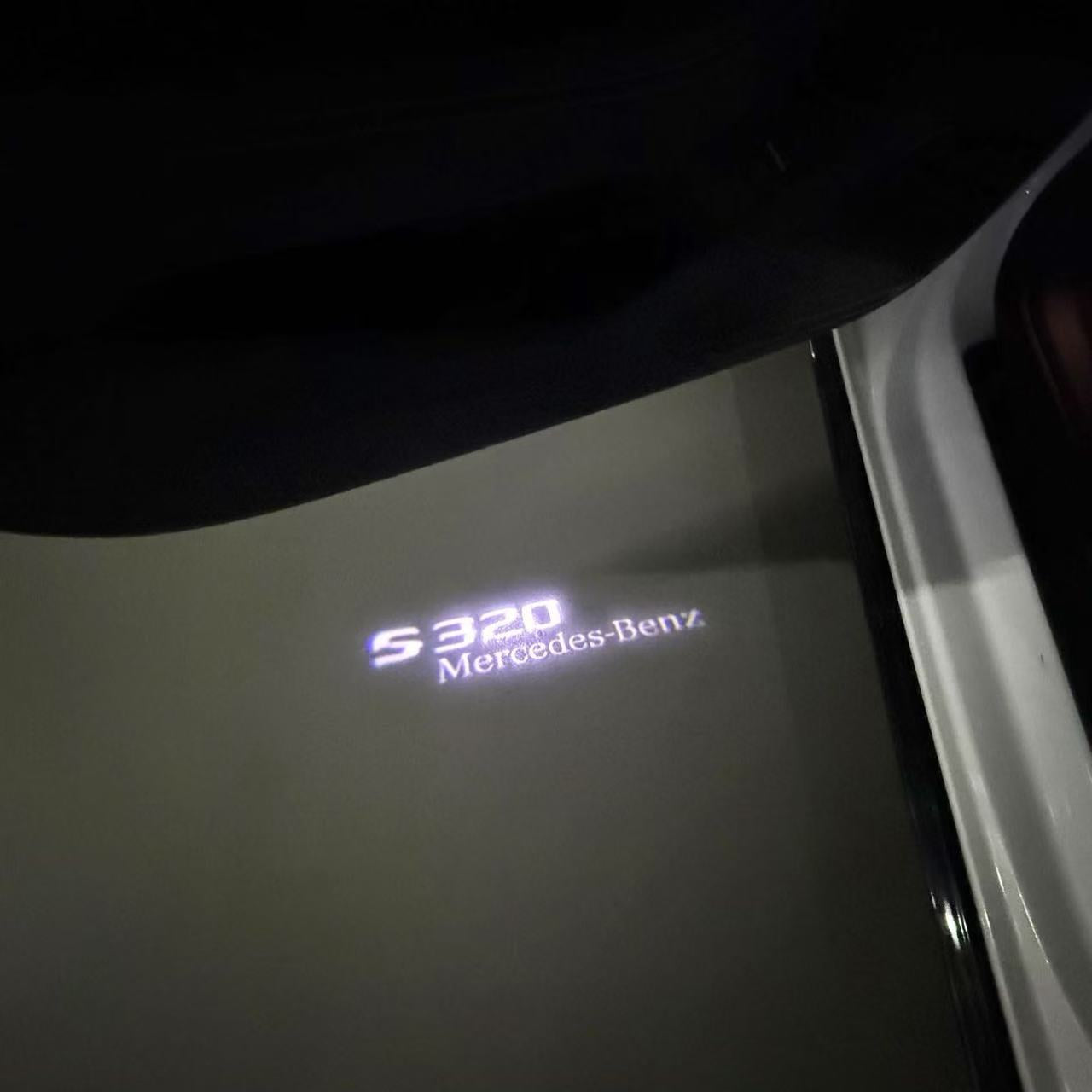 MERCEDES BENZ LOGO PROJECTOT LIGHTS Nr.03 (Menge 1 = 1 Sätze/2 Türleuchten)