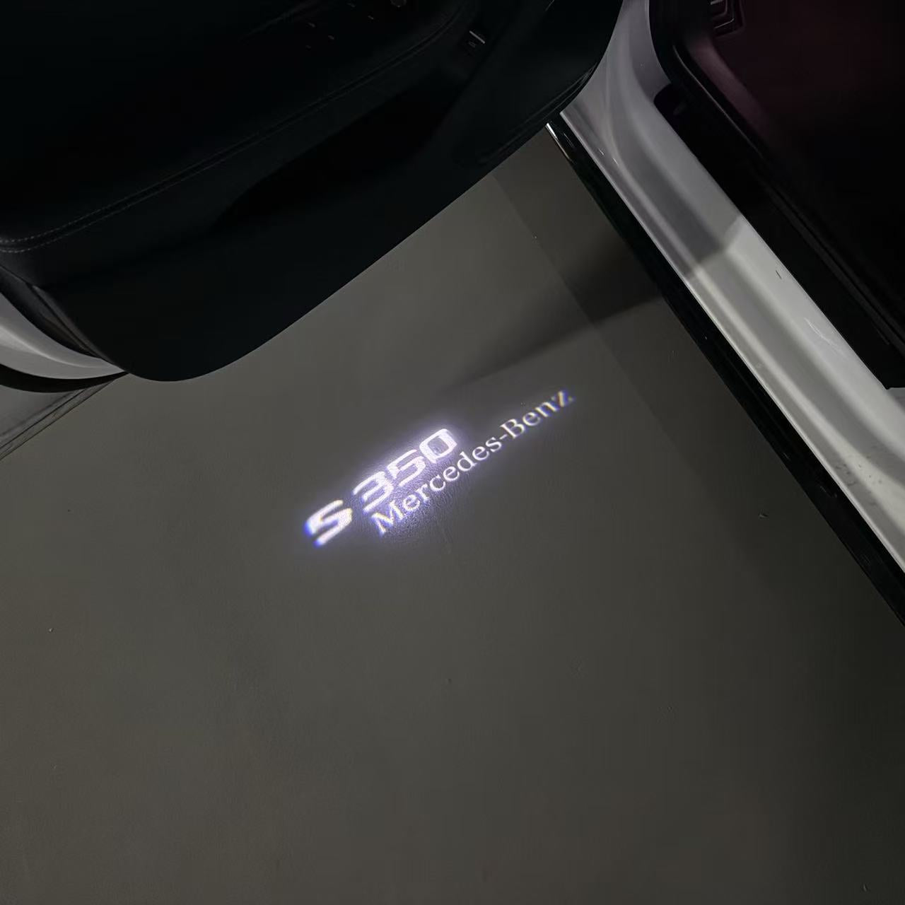MERCEDES BENZ LOGO PROJECTOT LIGHTS Nr.03 (Menge 1 = 1 Sätze/2 Türleuchten)