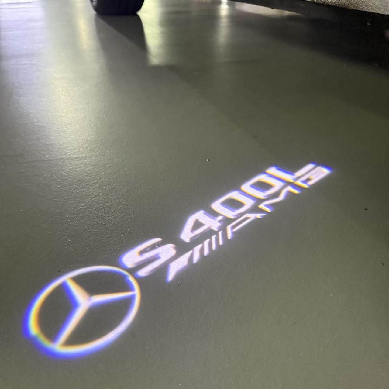 أضواء بروجكتور شعار MERCEDES BENZ رقم 03 (الكمية 1 = 1 مجموعة / 2 أضواء باب)