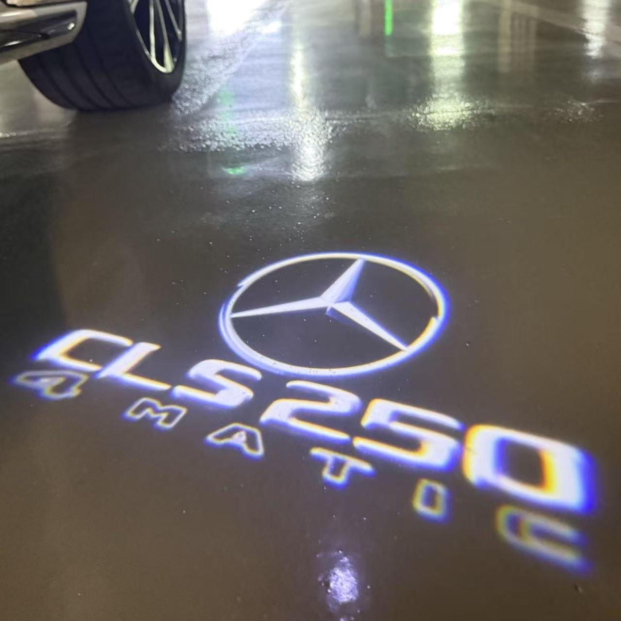 LUCI PROIETTORI LOGO MERCEDES BENZ Nr.03 (quantità 1 = 1 set / 2 luci porta)