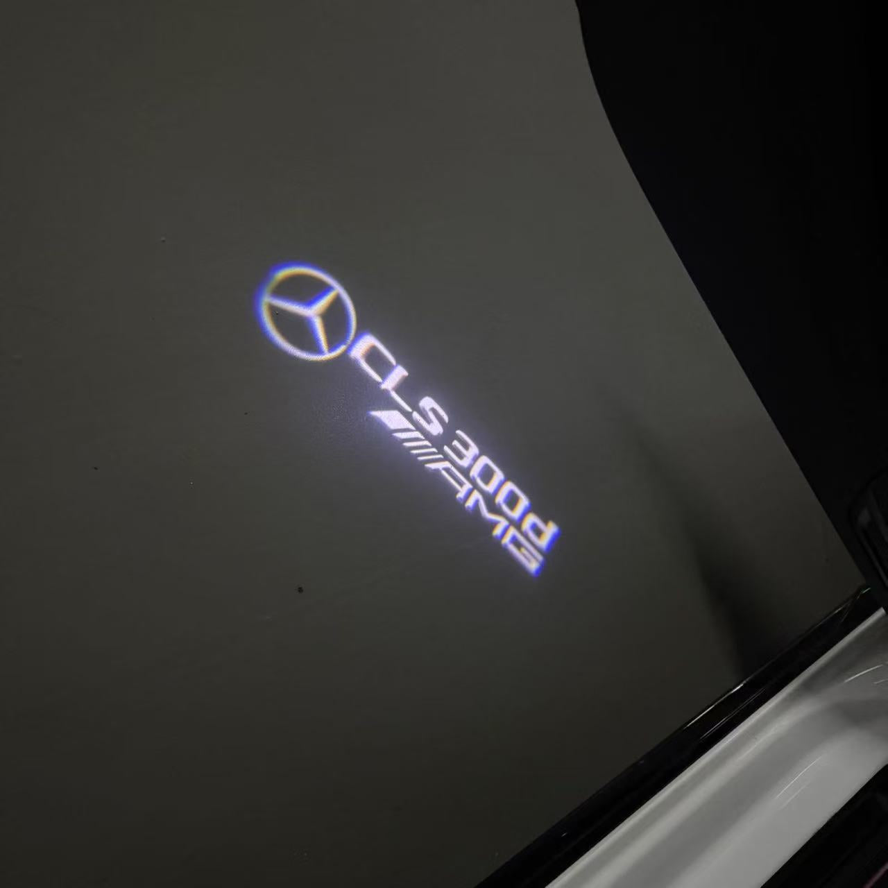 LUCI PROIETTORI LOGO MERCEDES BENZ Nr.03 (quantità 1 = 1 set / 2 luci porta)