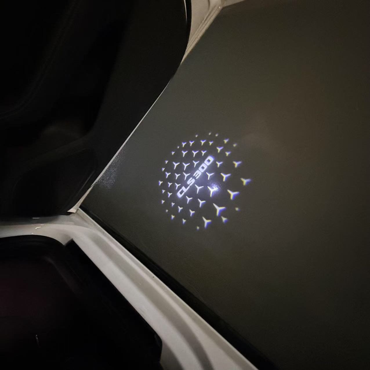 LUCI PROIETTORI LOGO MERCEDES BENZ Nr.03 (quantità 1 = 1 set / 2 luci porta)