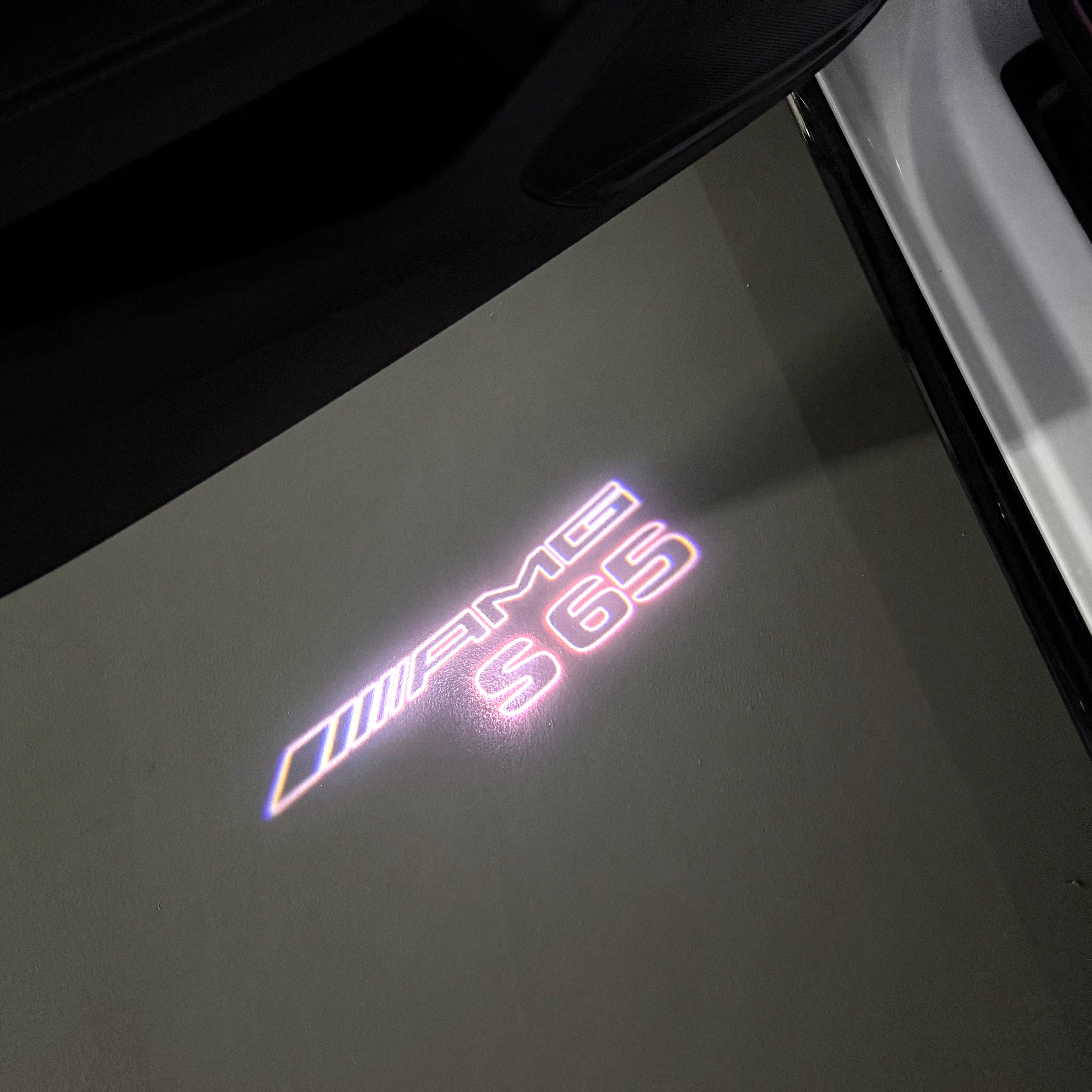 LUCI PROIETTORI LOGO MERCEDES BENZ Nr.03 (quantità 1 = 1 set / 2 luci porta)