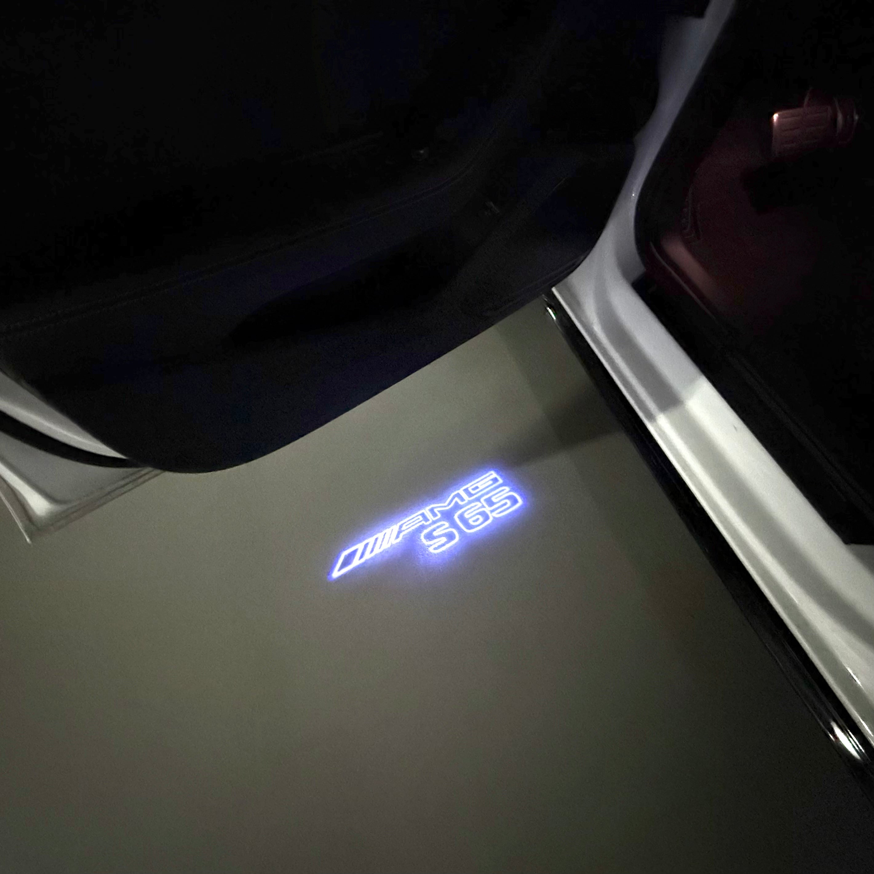 LUCI PROIETTORI LOGO MERCEDES BENZ Nr.03 (quantità 1 = 1 set / 2 luci porta)