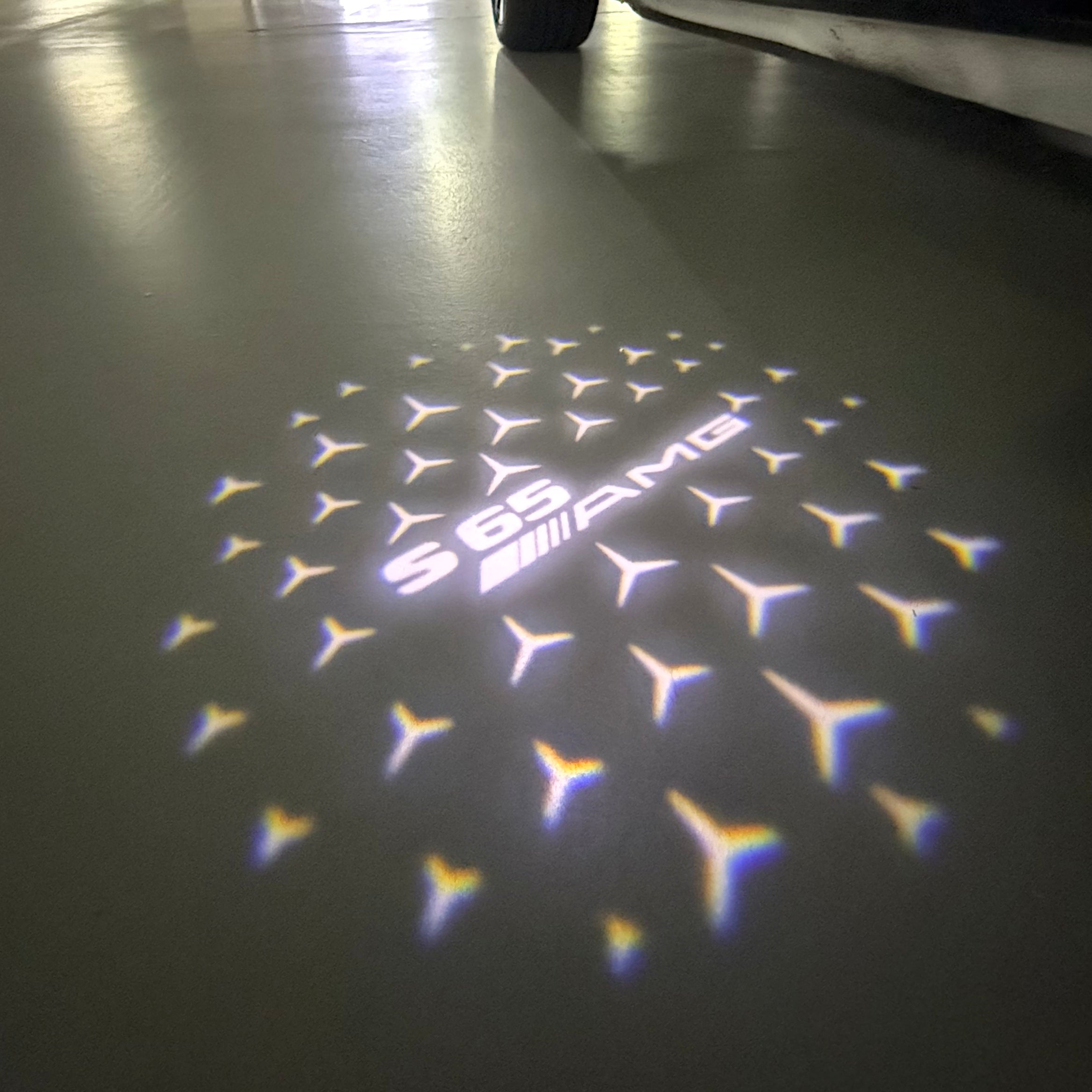 LUCI PROIETTORI LOGO MERCEDES BENZ Nr.03 (quantità 1 = 1 set / 2 luci porta)