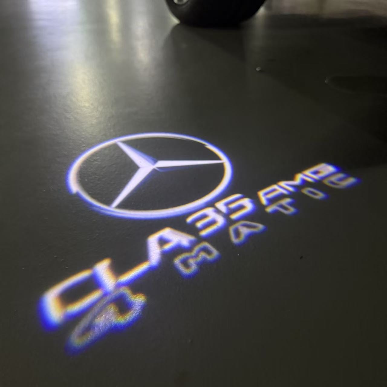 LUCI PROIETTORI LOGO MERCEDES BENZ Nr.03 (quantità 1 = 1 set / 2 luci porta)