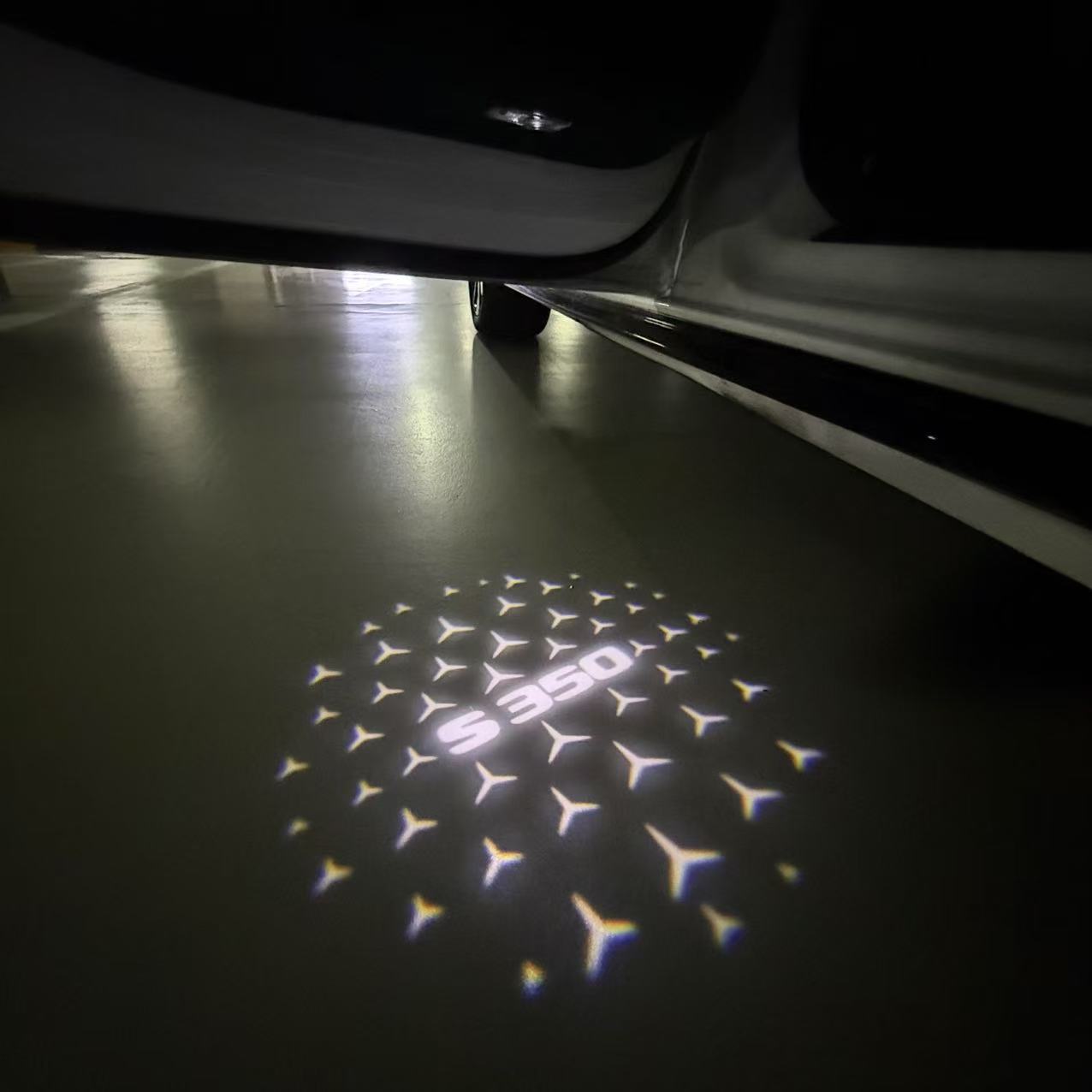 MERCEDES BENZ LOGO PROJECTOT LIGHTS Nr.03 (Menge 1 = 1 Sätze/2 Türleuchten)