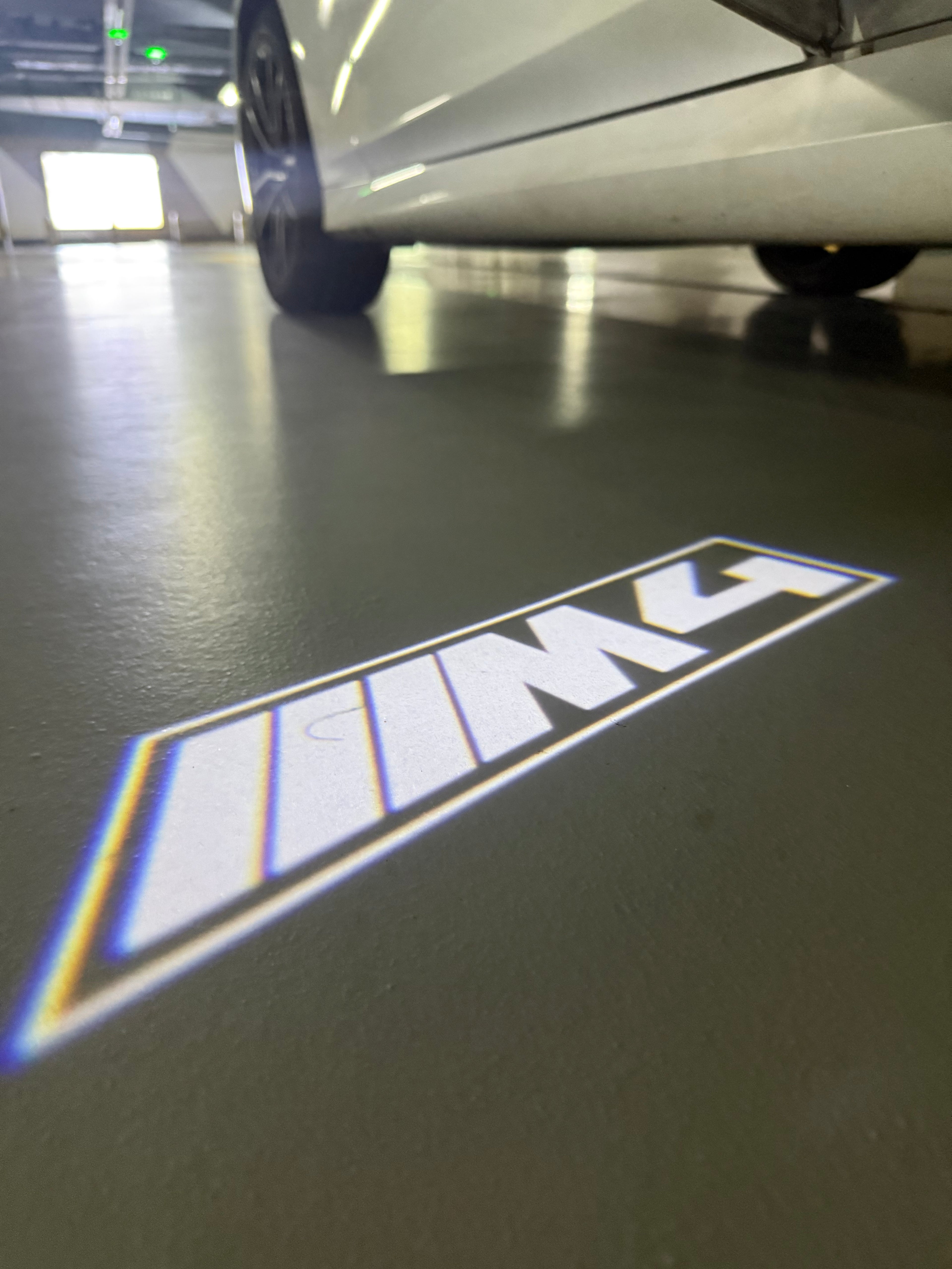 ÉCLAIRAGE DE PROJECTEUR BMW M3 LOGO Nr.24 (quantité 1 = 1 jeux / 2 feux de porte)