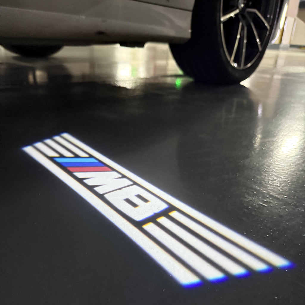ÉCLAIRAGE DE PROJECTEUR BMW M3 LOGO Nr.24 (quantité 1 = 1 jeux / 2 feux de porte)