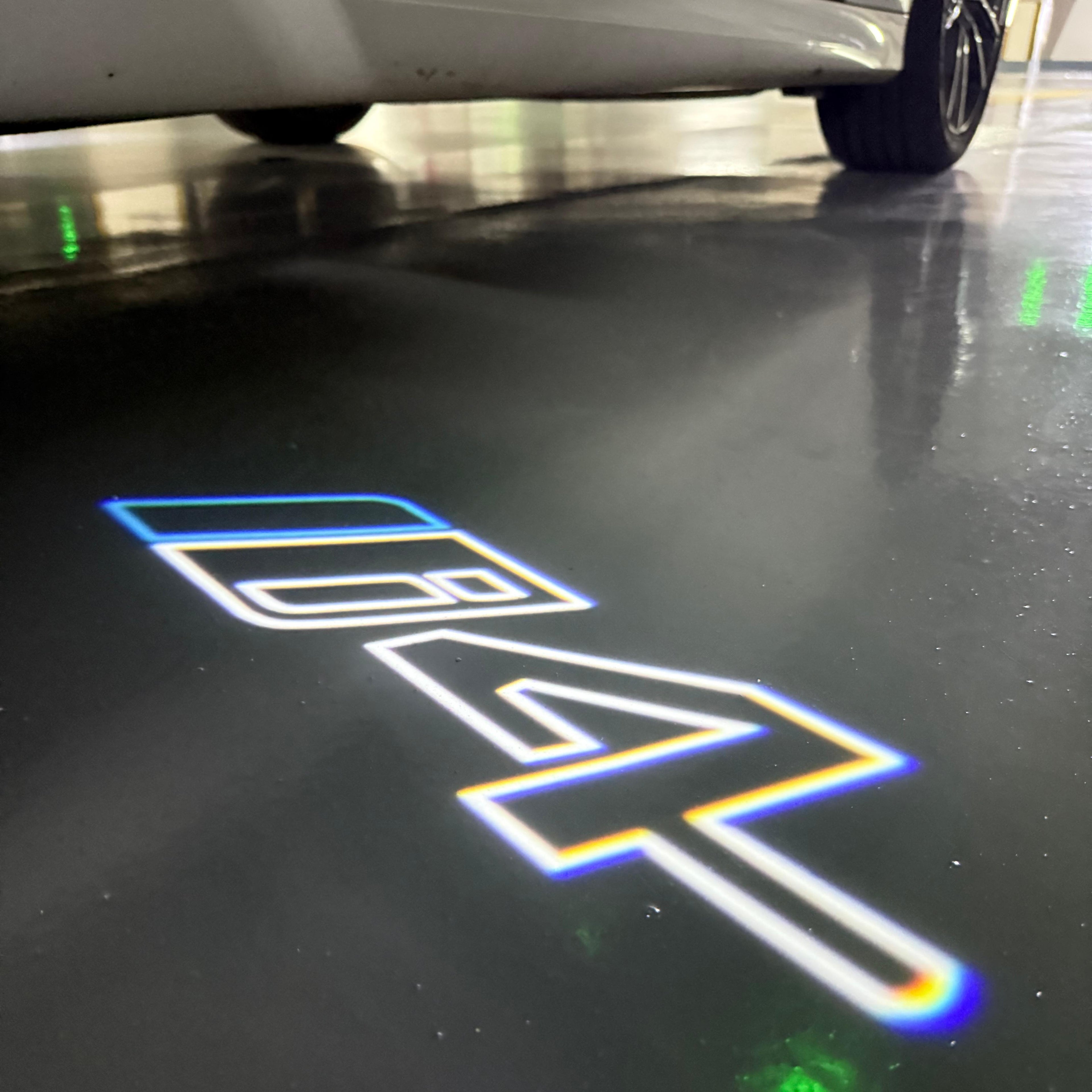 LUCES DE PROYECTOR DEL LOGOTIPO BMW M3 Nr.24 (cantidad 1 = 1 juegos / 2 luces de puerta)