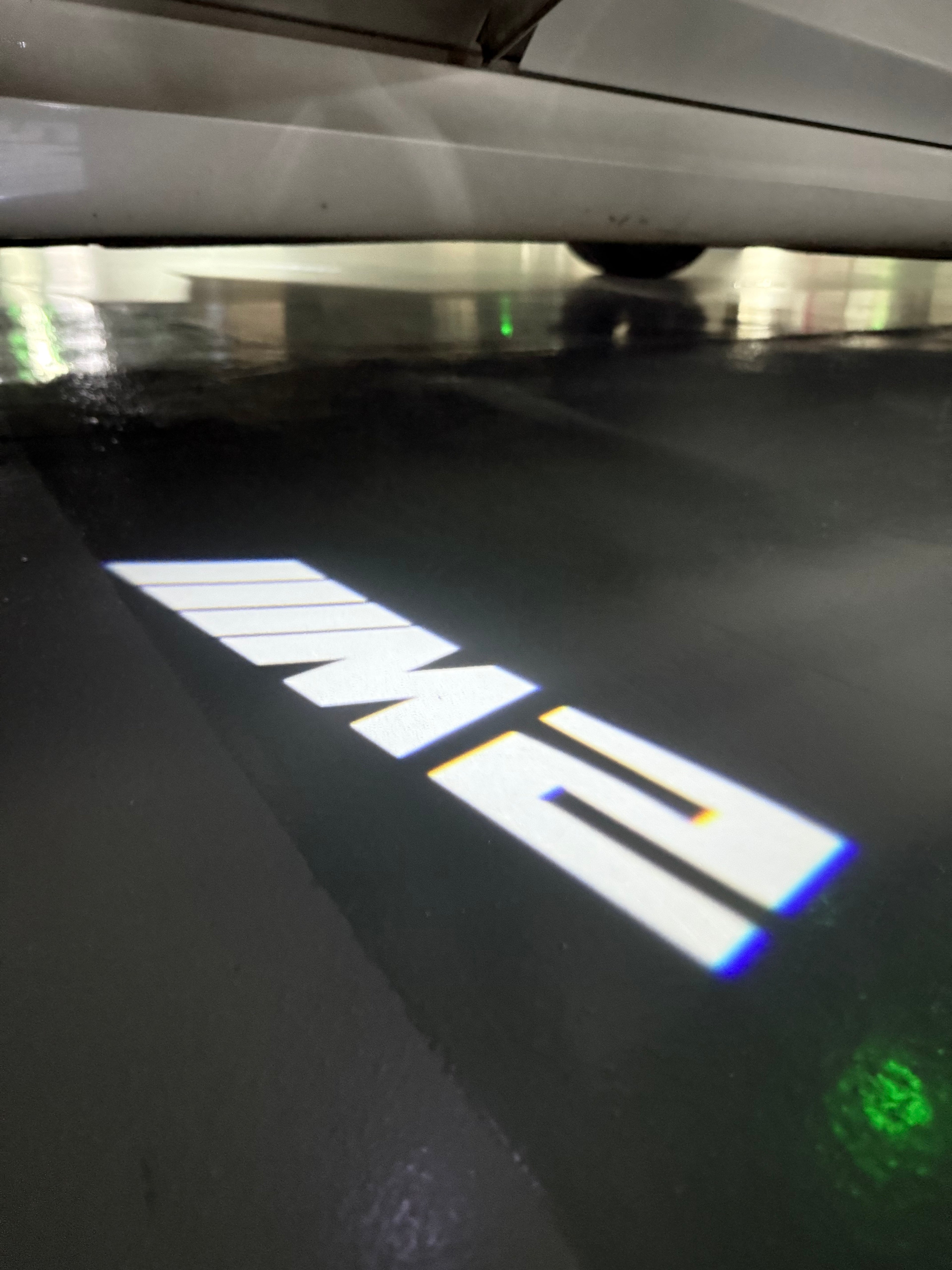 LUCES DE PROYECTOR DEL LOGOTIPO BMW M3 Nr.24 (cantidad 1 = 1 juegos / 2 luces de puerta)