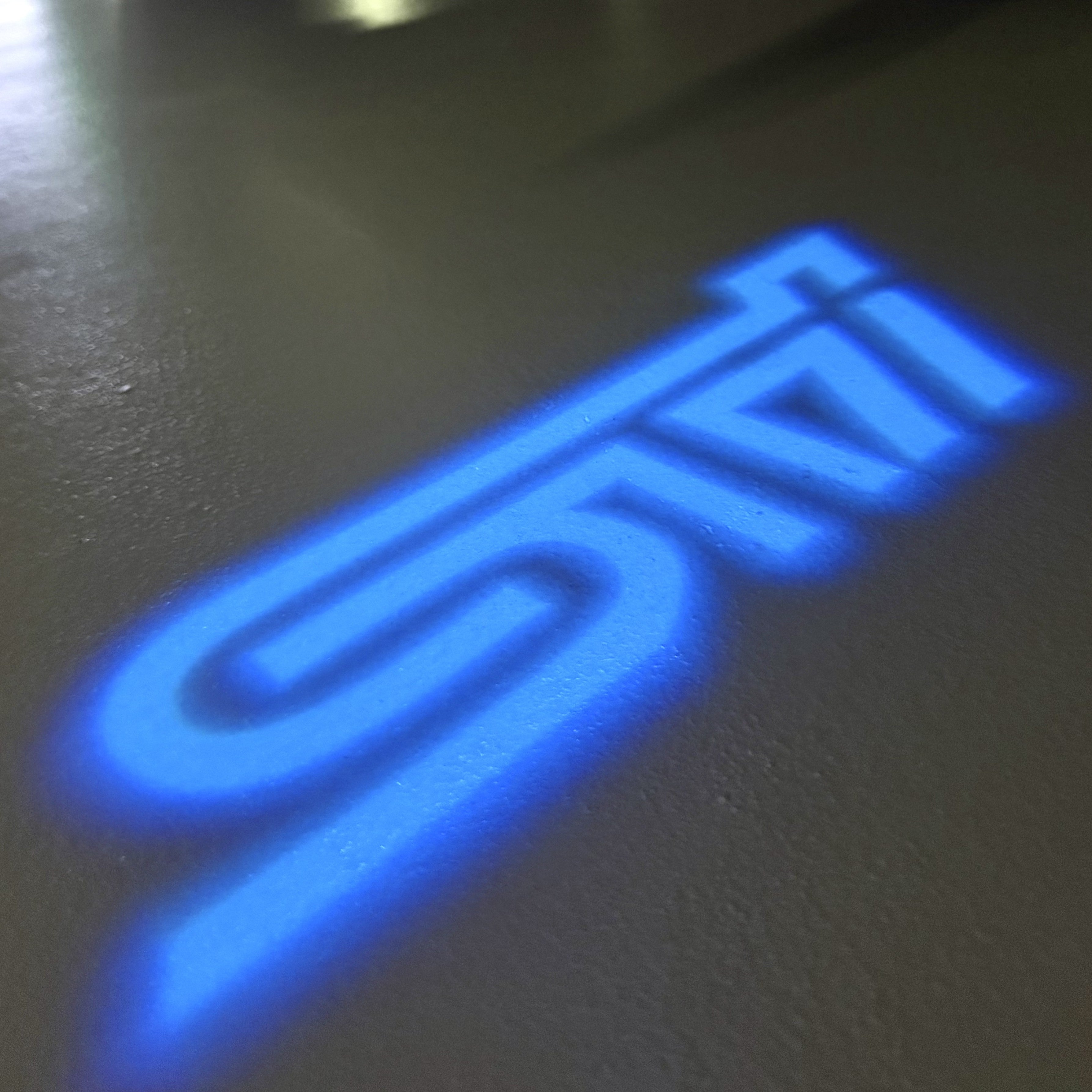 BRZ LOGO PROJECROTR LIGHTS Nr.03 (quantité 1 = 1 ensemble/2 feux de porte)
