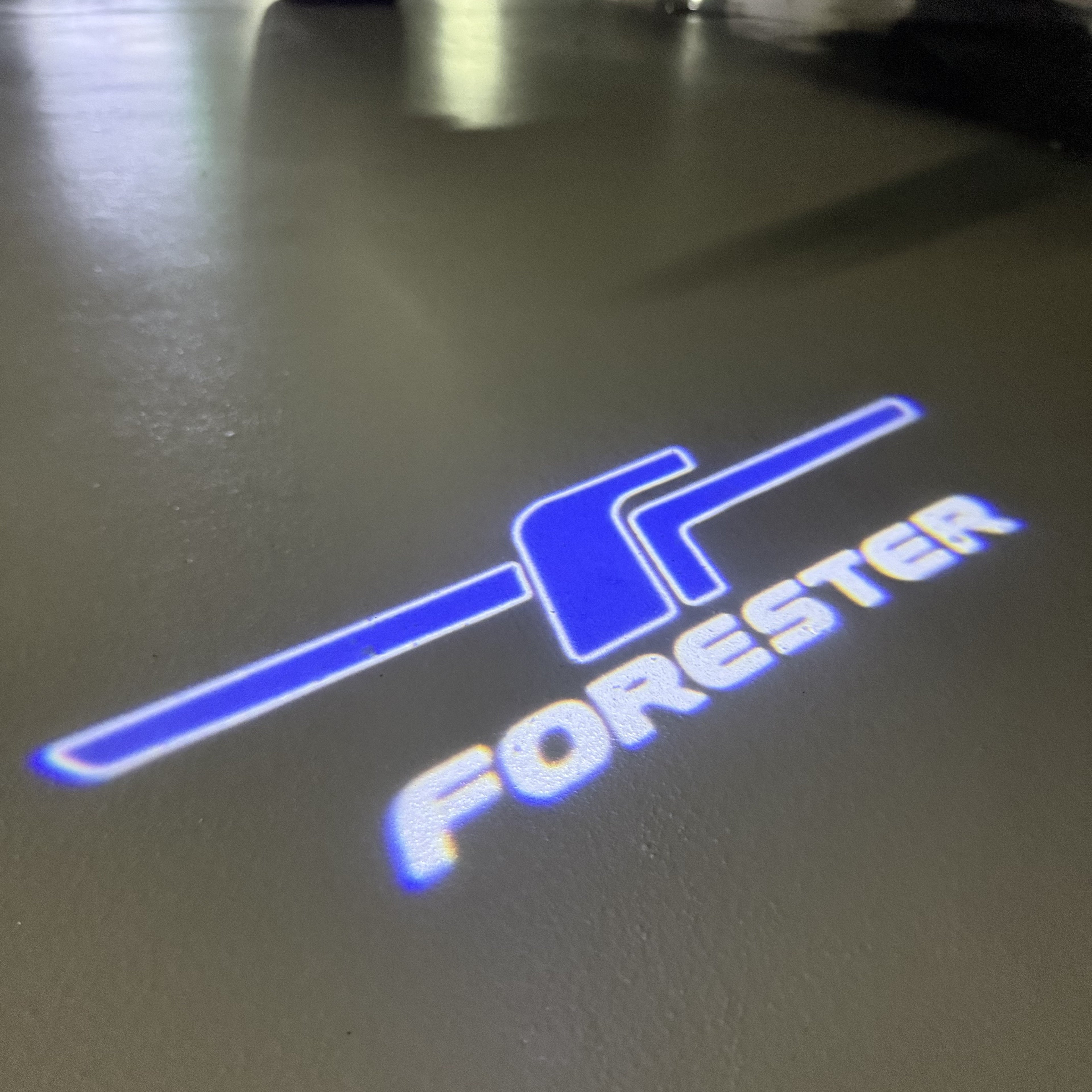 BRZ LOGO PROJECROTR أضواء Nr.03 (الكمية 1 = 1 مجموعات / 2 أضواء الباب)