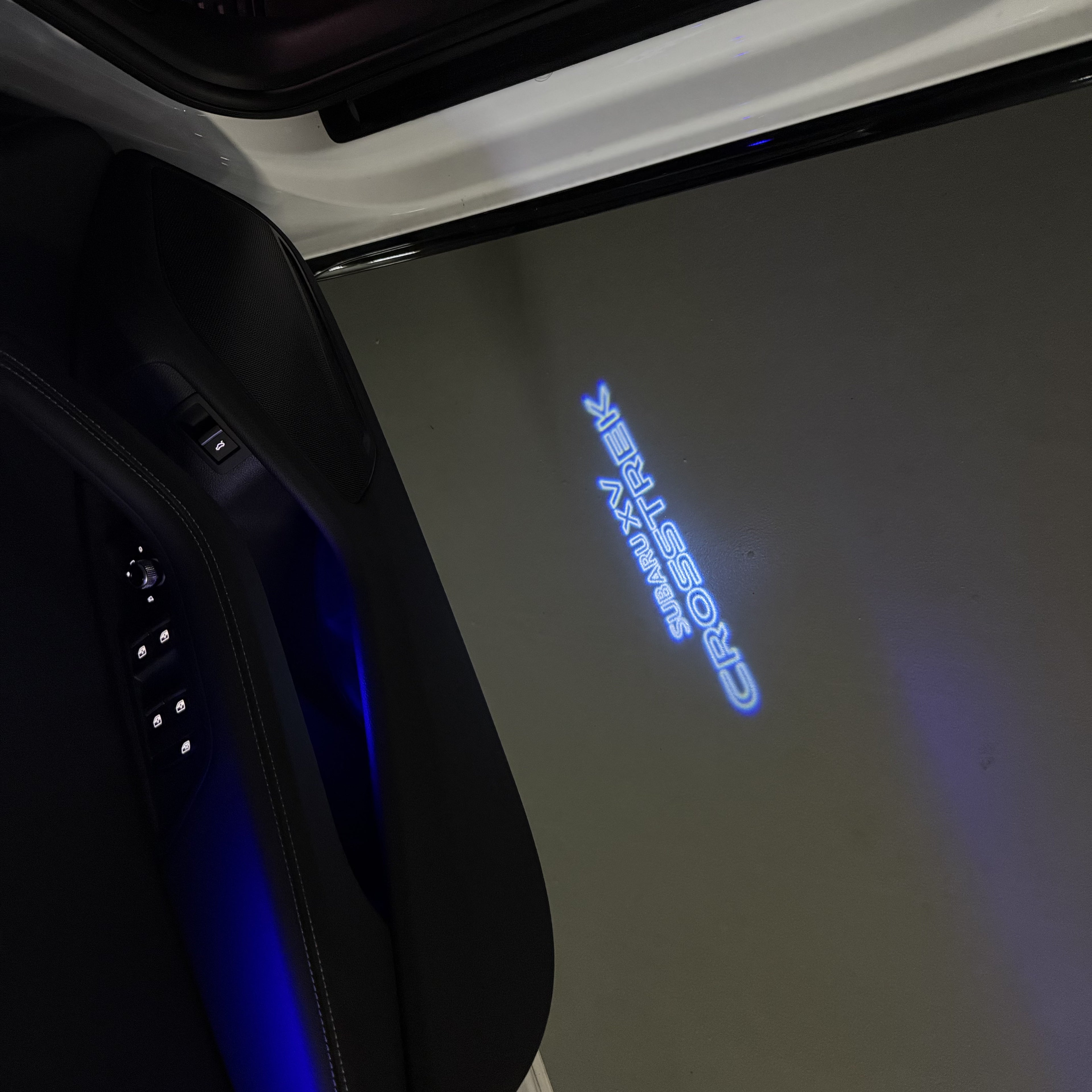 BRZ LOGO PROJECROTR أضواء Nr.03 (الكمية 1 = 1 مجموعات / 2 أضواء الباب)