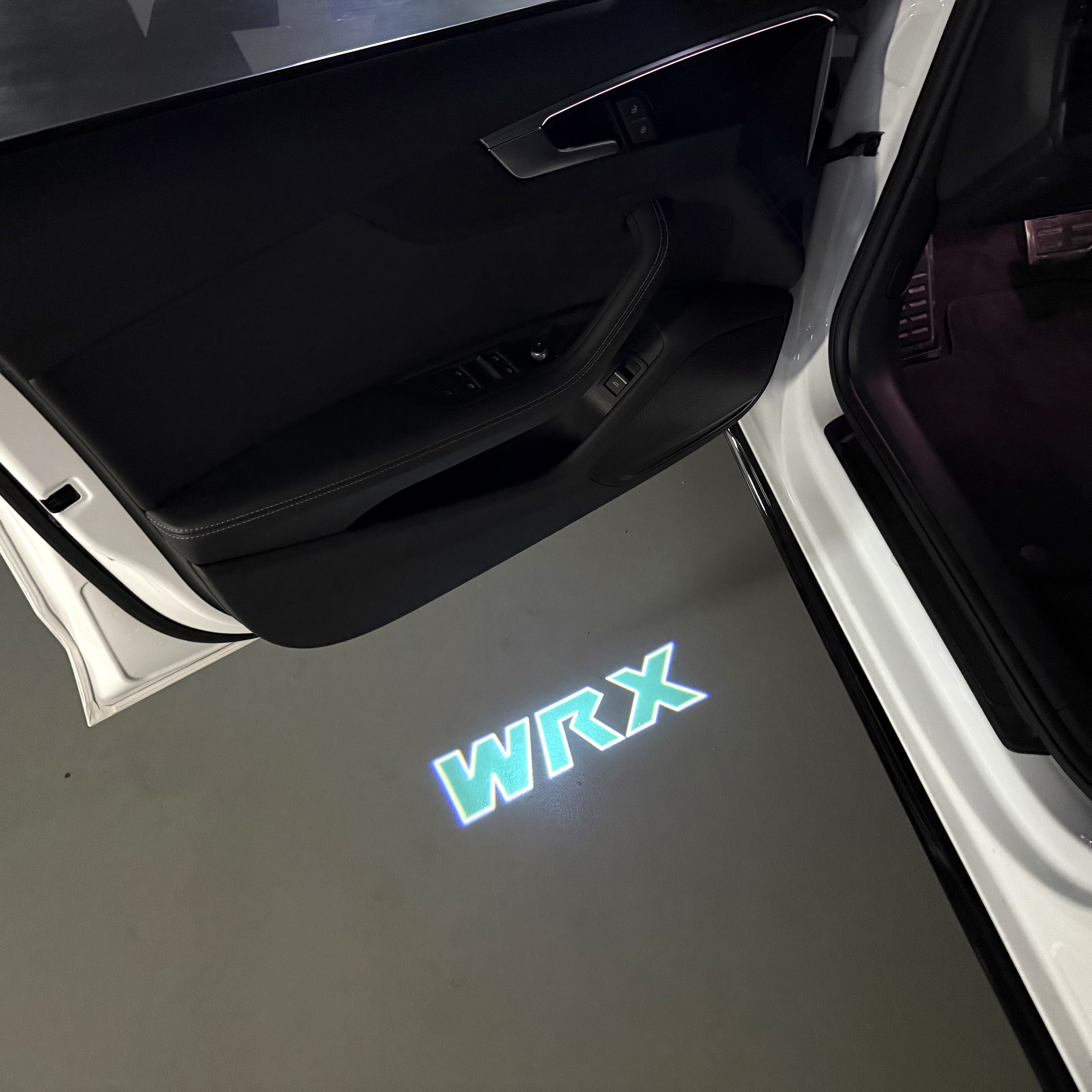 BRZ LOGO PROJECROTR LIGHTS Nr.03 (quantité 1 = 1 ensemble/2 feux de porte)