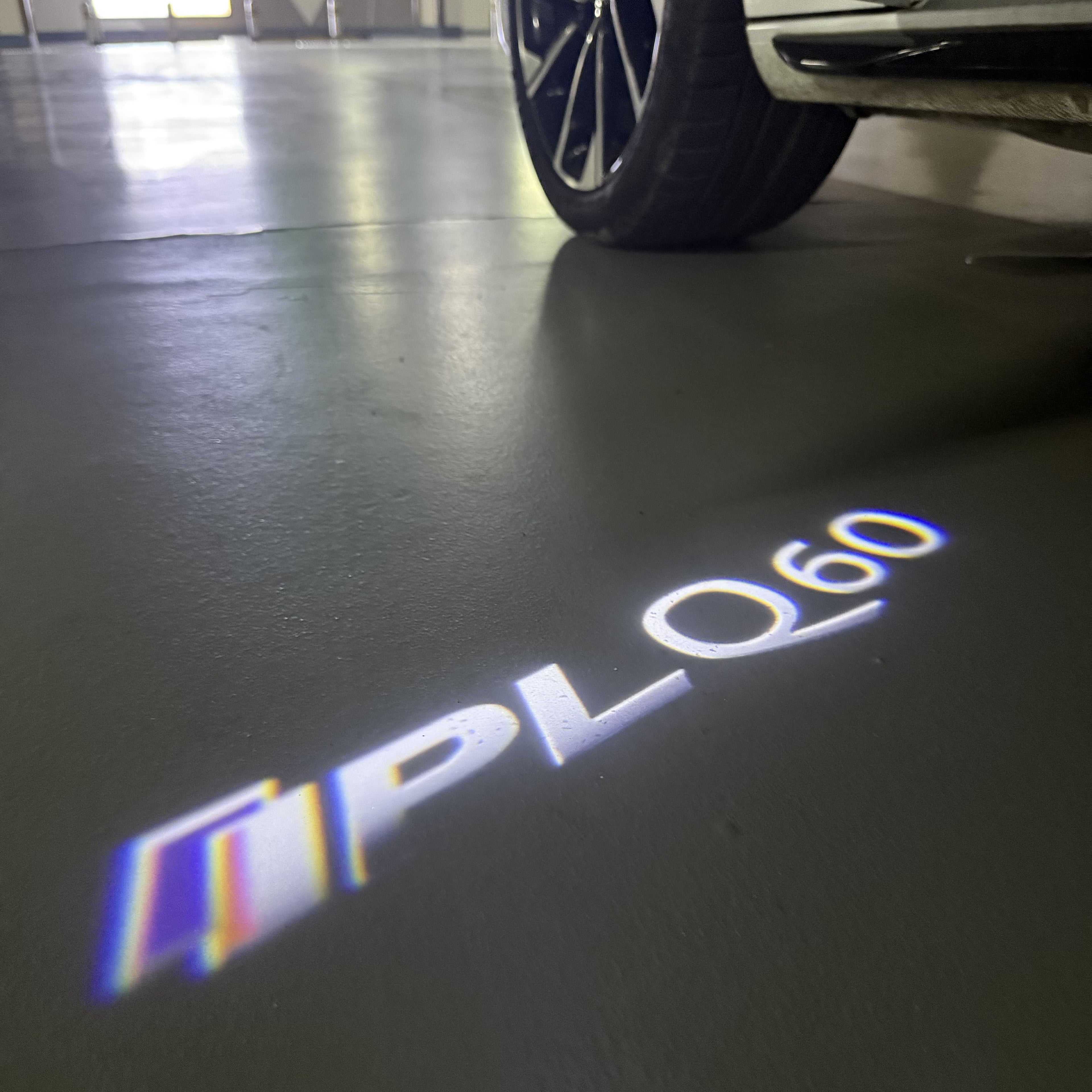 INFINTI QX56 LOGO PROJECROTR LIGHTS Nr.74 (quantité 1 = 1 ensemble/2 feux de porte)
