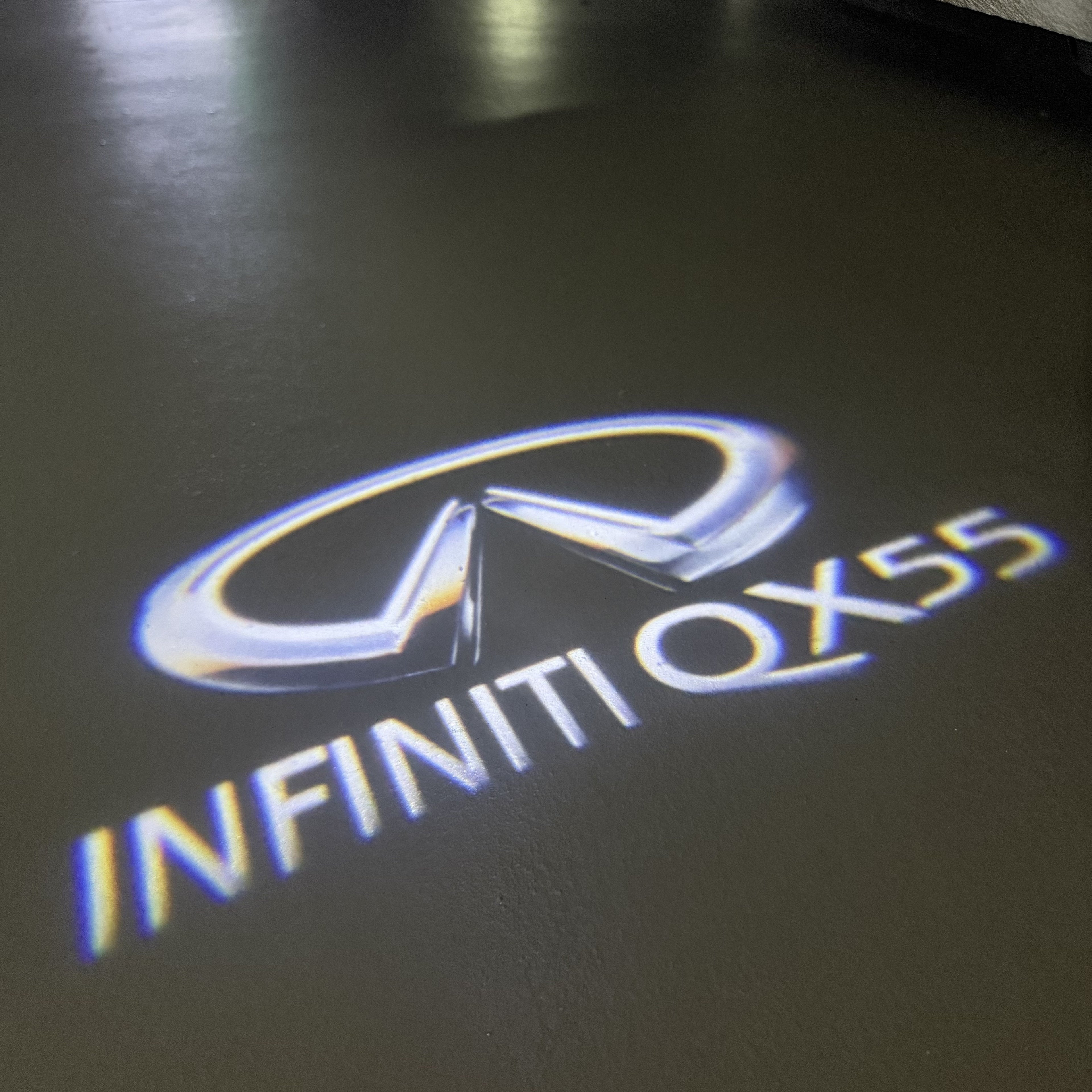INFINTI QX56 LOGO PROJECROTR LIGHTS Nr.74 (quantité 1 = 1 ensemble/2 feux de porte)