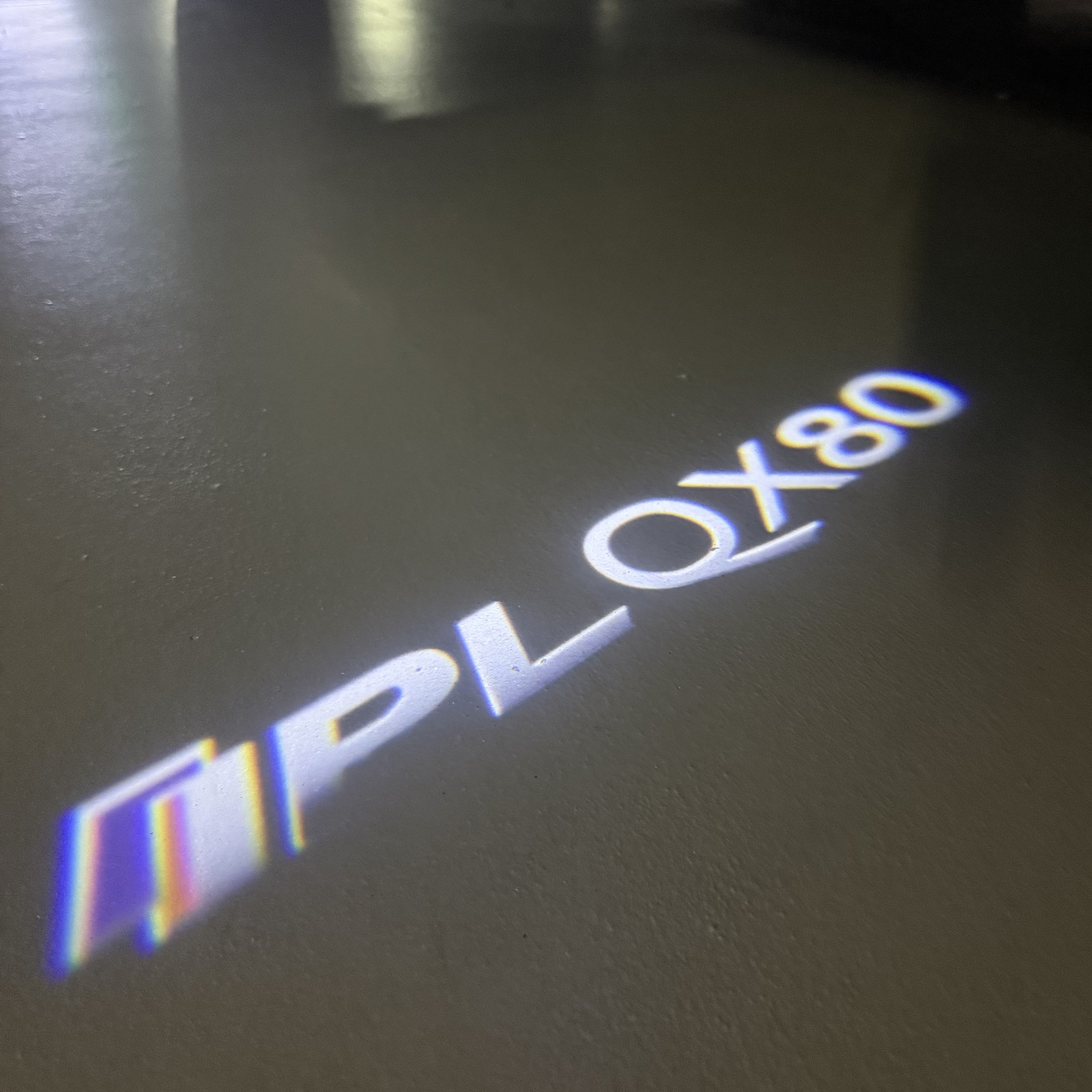 INFINTI QX56 LOGO PROJECROTR LIGHTS Nr.74 (quantité 1 = 1 ensemble/2 feux de porte)