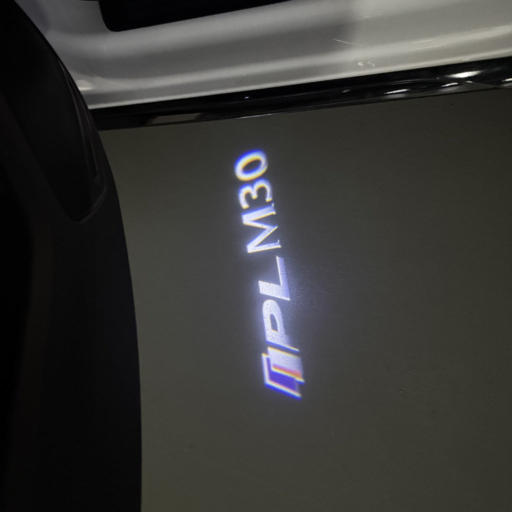 INFINTI QX56 LOGO PROJECROTR LIGHTS Nr.74 (quantité 1 = 1 ensemble/2 feux de porte)