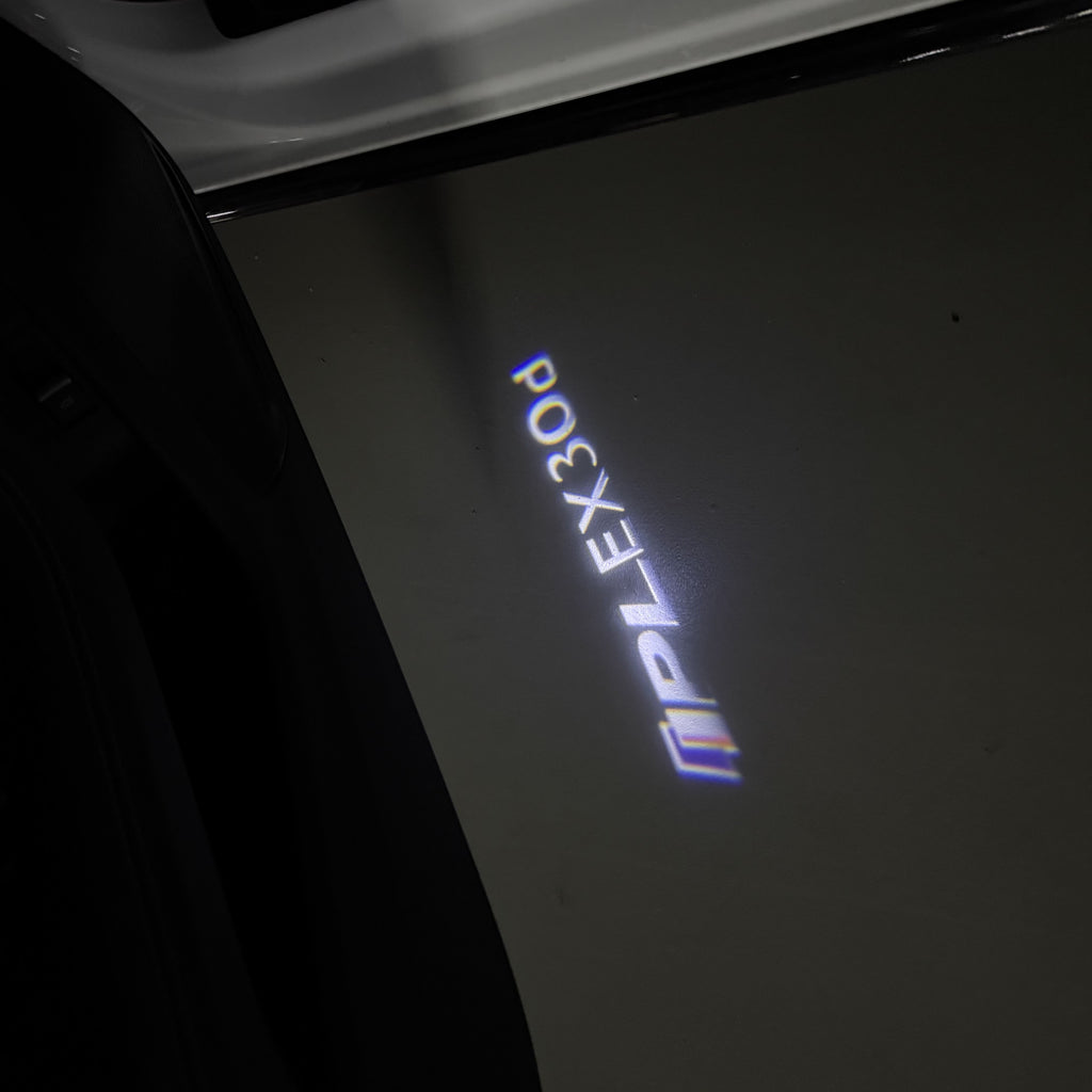 INFINTI QX56 LOGO PROJECROTR LIGHTS Nr.74 (quantité 1 = 1 ensemble/2 feux de porte)