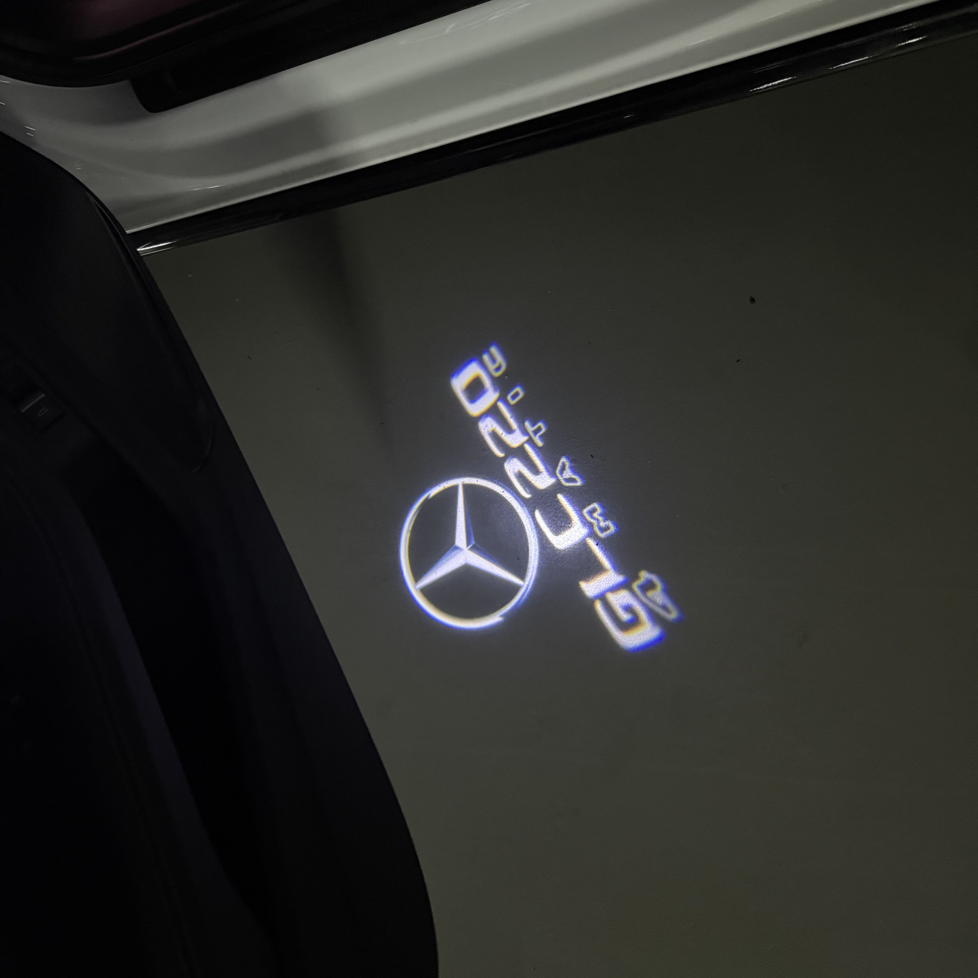 LUCI PROIETTORI LOGO MERCEDES BENZ Nr.03 (quantità 1 = 1 set / 2 luci porta)