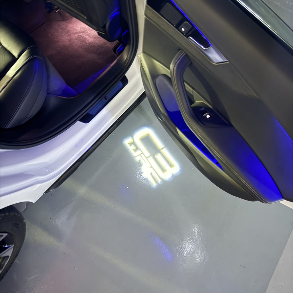 BMW M3 LOGO PROJECTOT LIGHTS Nr.24 (Menge 1 = 1 Sets/2 Türleuchten)