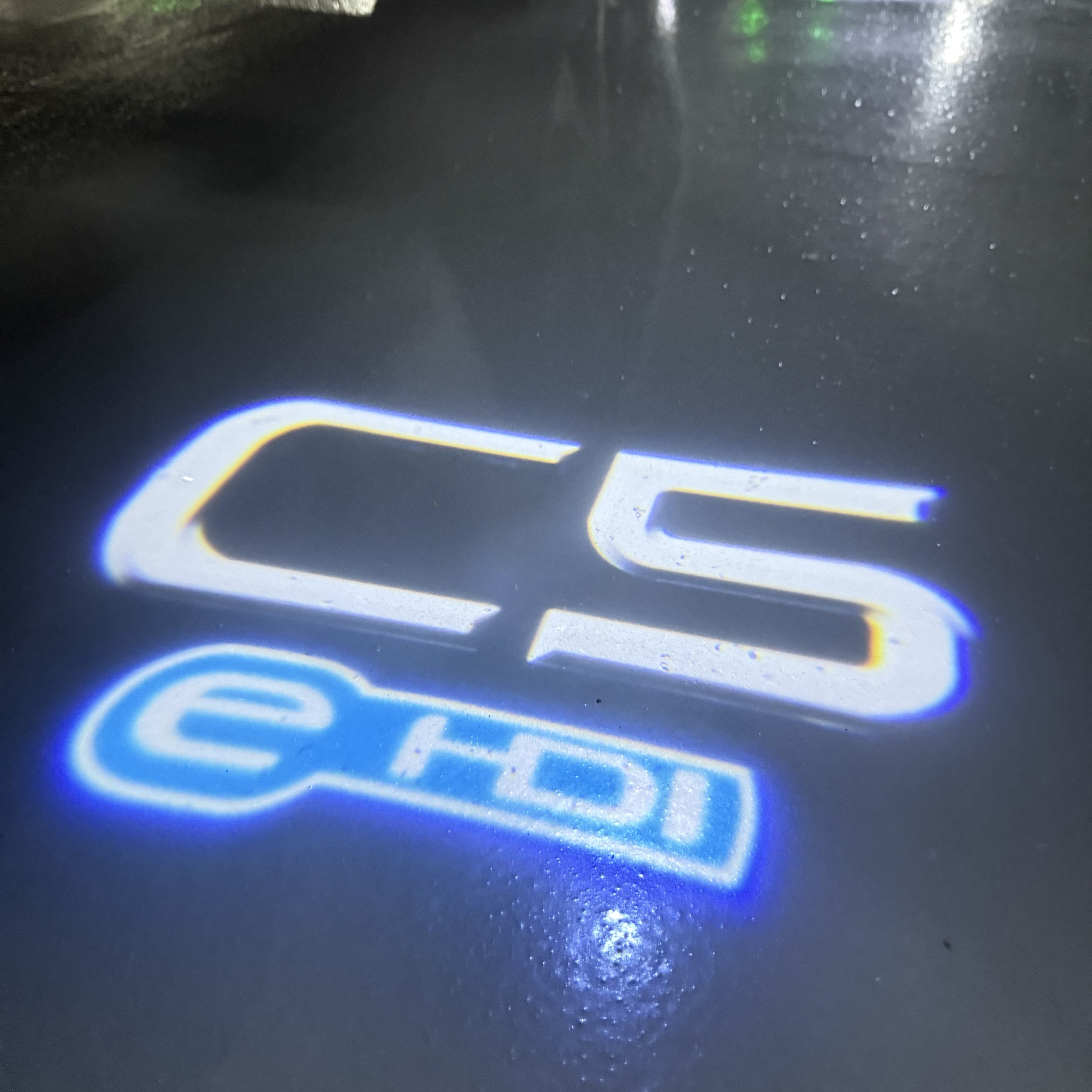 BMW M3 LOGO PROJECTOR LIGHTS Nr.24 (الكمية 1 = 1 مجموعة / 2 أضواء باب)