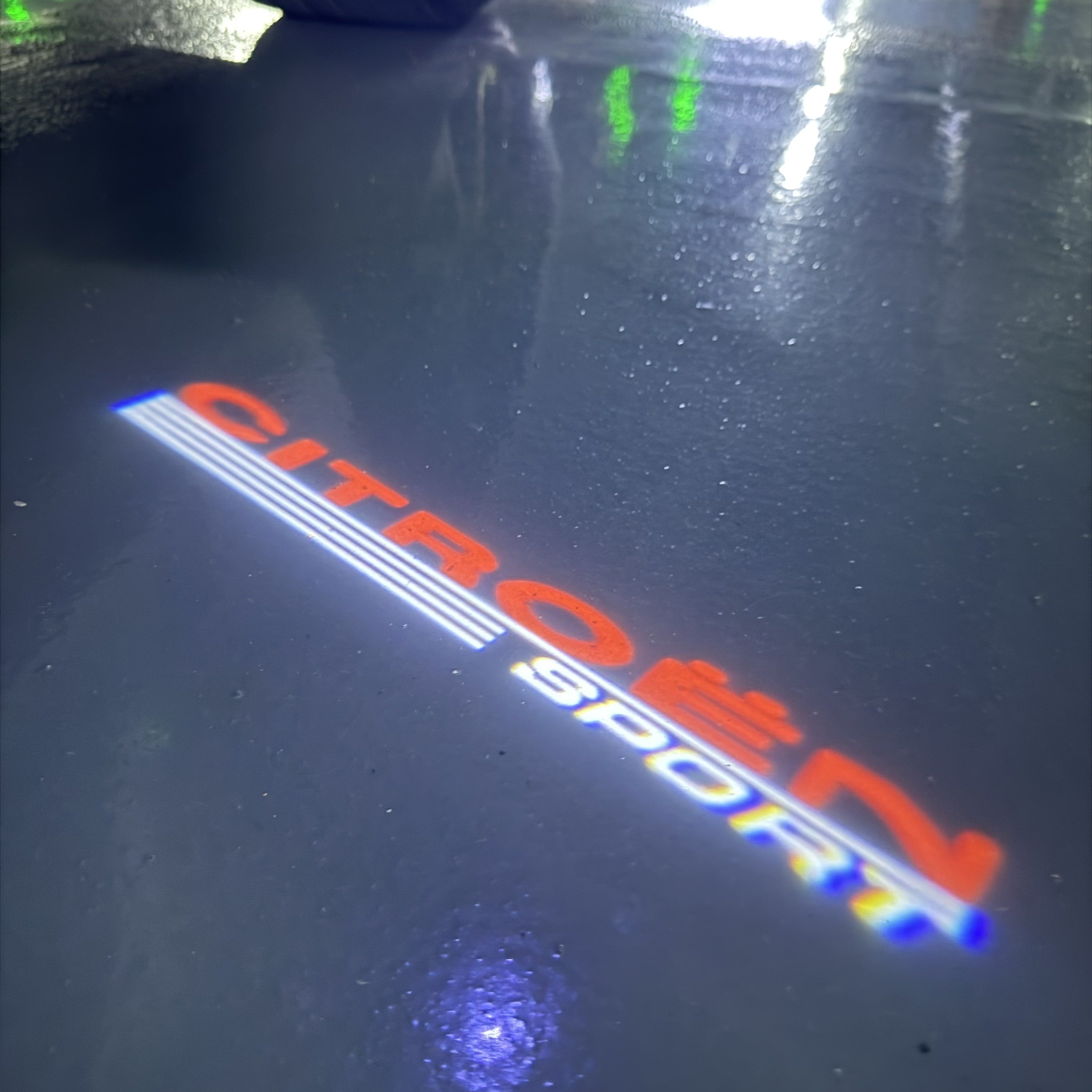 BMW M3 LOGO PROJECTOR LIGHTS Nr.24 (الكمية 1 = 1 مجموعة / 2 أضواء باب)