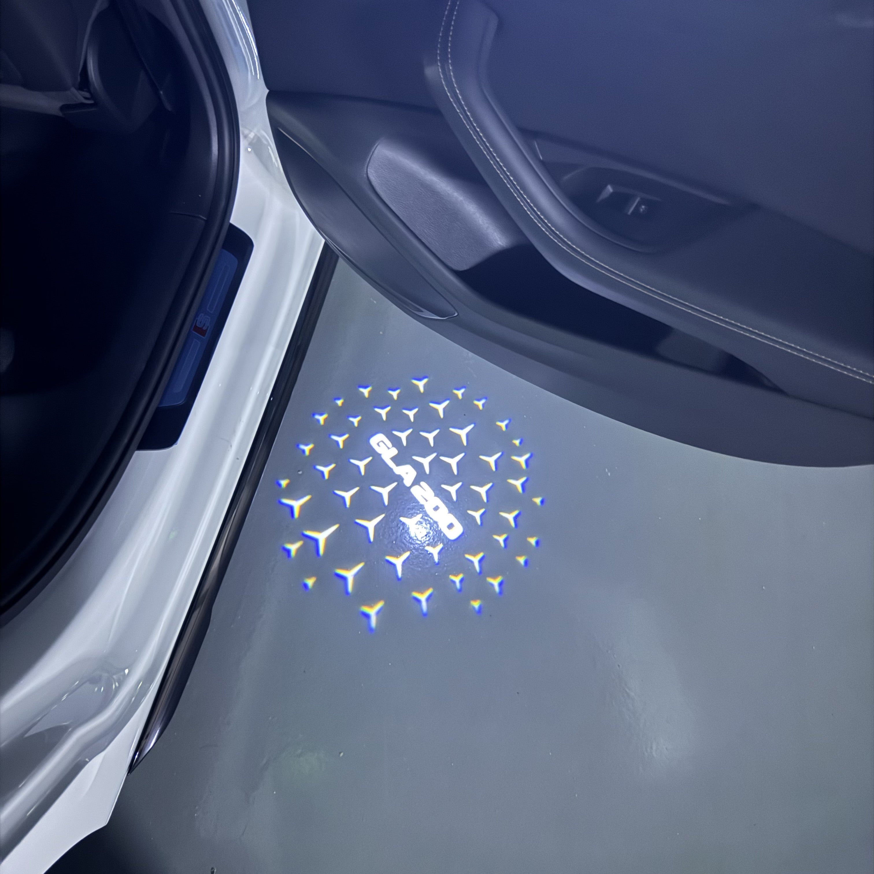 LUCI PROIETTORI LOGO MERCEDES BENZ Nr.03 (quantità 1 = 1 set / 2 luci porta)