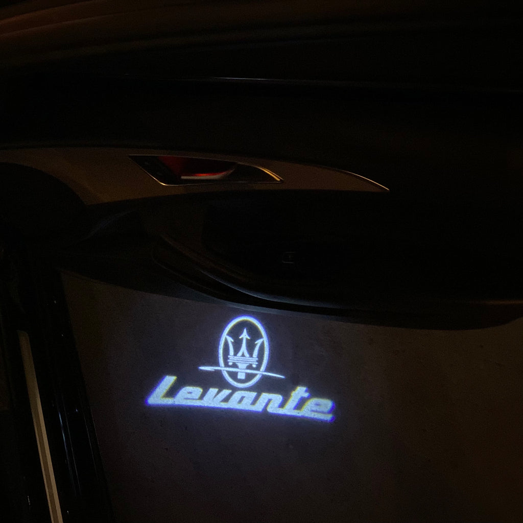Maserati LOGO PROJECROTR LIGHTS Nr.01 (Anzahl 1 = 1 Sets / 2 Türleuchten)