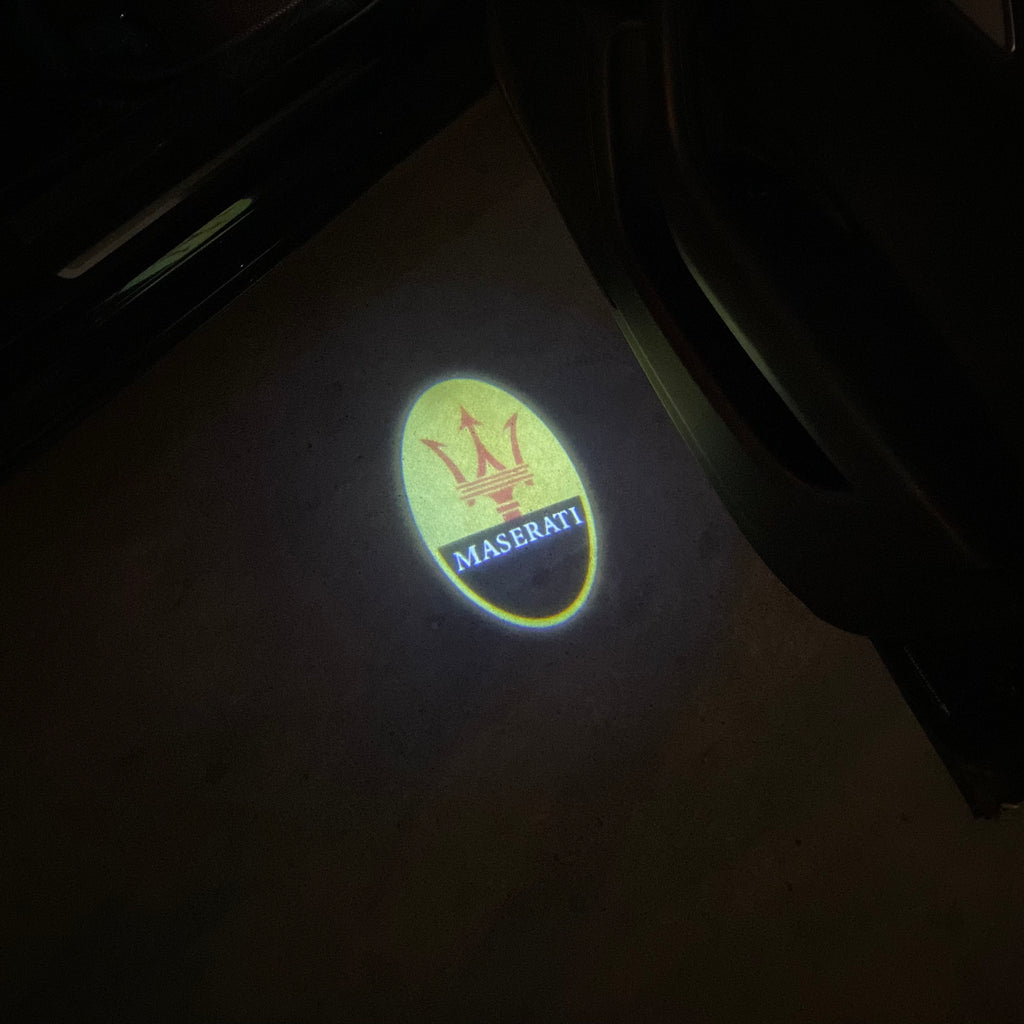 Maserati LOGO PROJECROTR LIGHTS Nr.01 (quantité 1 = 1 jeux / 2 feux de porte)