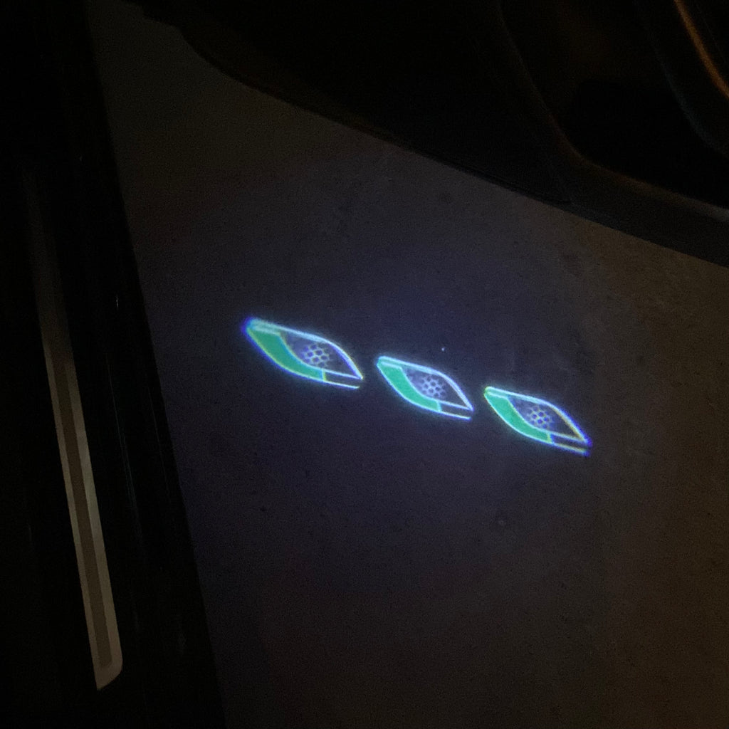 Maserati LOGO PROJECROTR LIGHTS Nr.01 (Anzahl 1 = 1 Sets / 2 Türleuchten)