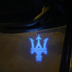 Maserati LOGO PROJECROTR LIGHTS Nr.01 (Anzahl 1 = 1 Sets / 2 Türleuchten)