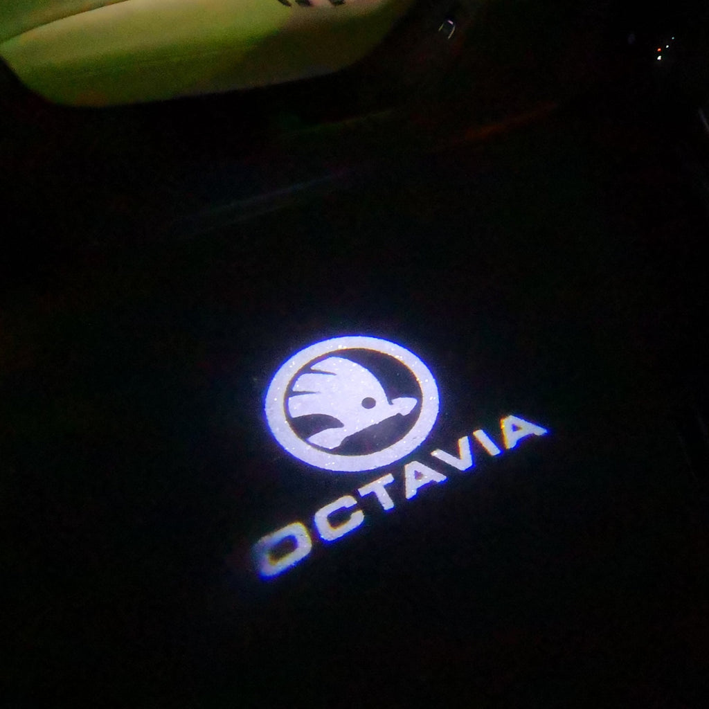 PROYECTOTO DE LUZES DE LOGO DE LOGO DE SKODA OCTAVIA Nr.49 (hoeveelheid 1 = 2 Película de logotipo / 2 por luces)
