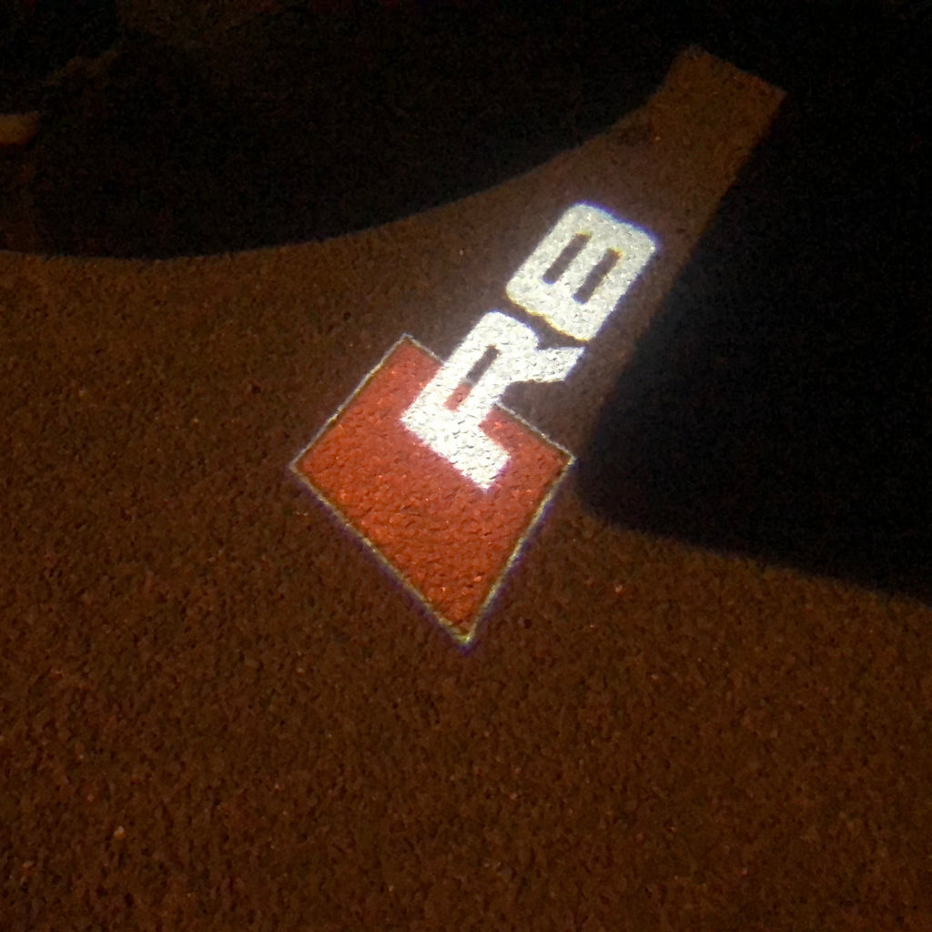 AUDI LOGO PROJECTOT LIGHTS Nr.124 (Menge 1 = 2 Logofolien /2 Türleuchten)