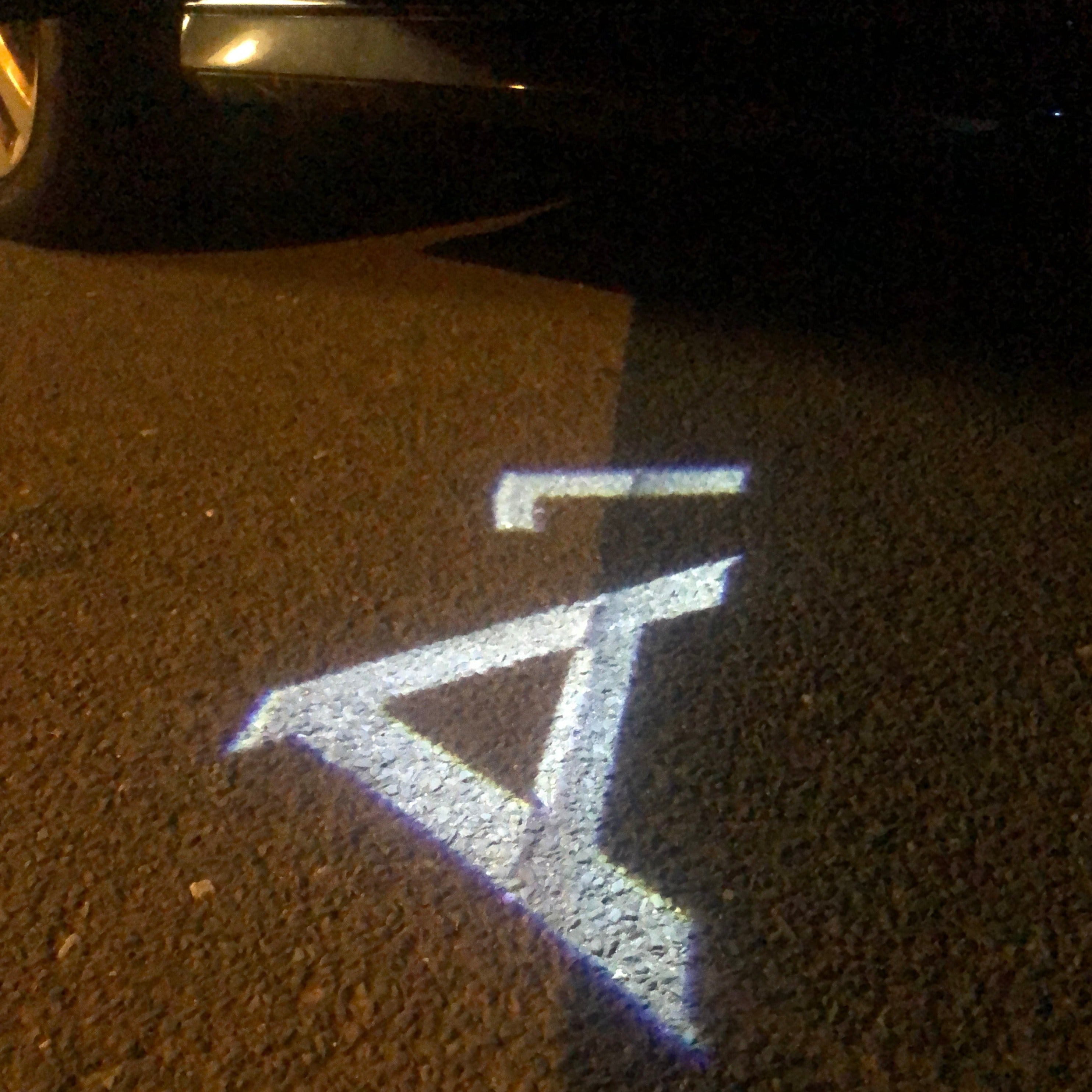AUDI LOGO PROJECTOT LIGHTS Nr.169 (الكمية 1 = 2 شعار الأفلام / 2 أضواء الباب)