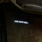 BMW LOGO PROJECTOT LIGHTS Nr.01 (quantité 1 = 1 ensemble/2 feux de porte)