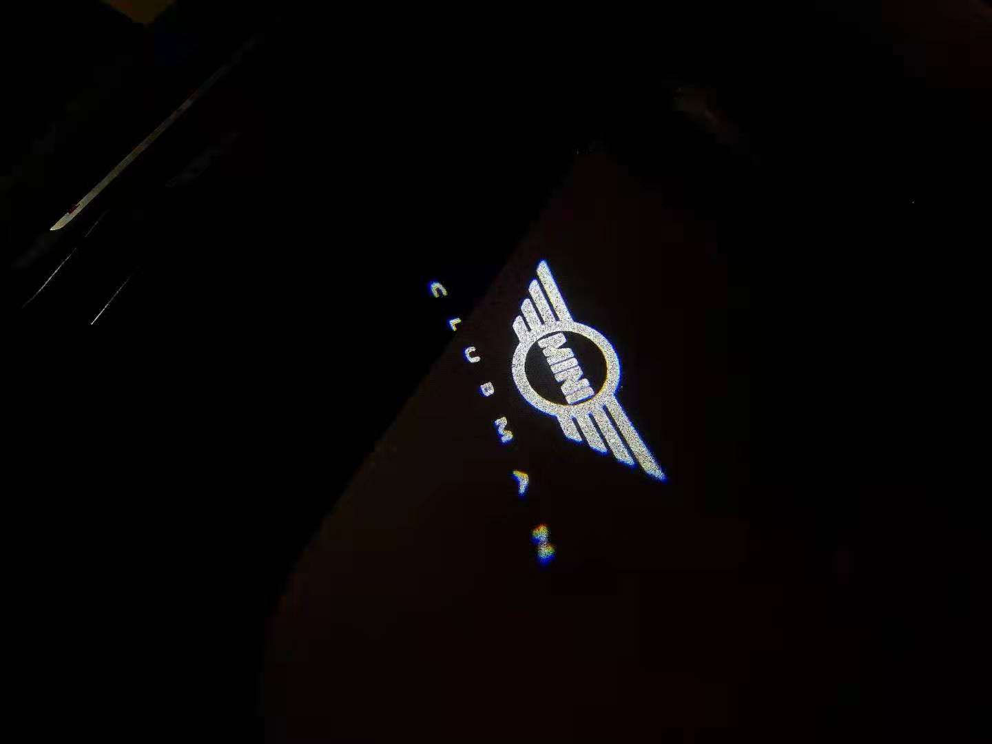 CLUBMAN LOGO PROJECROTR LIGHTS Nr.137 (quantità 1 = 2 Logo Film / 2 luci porta)
