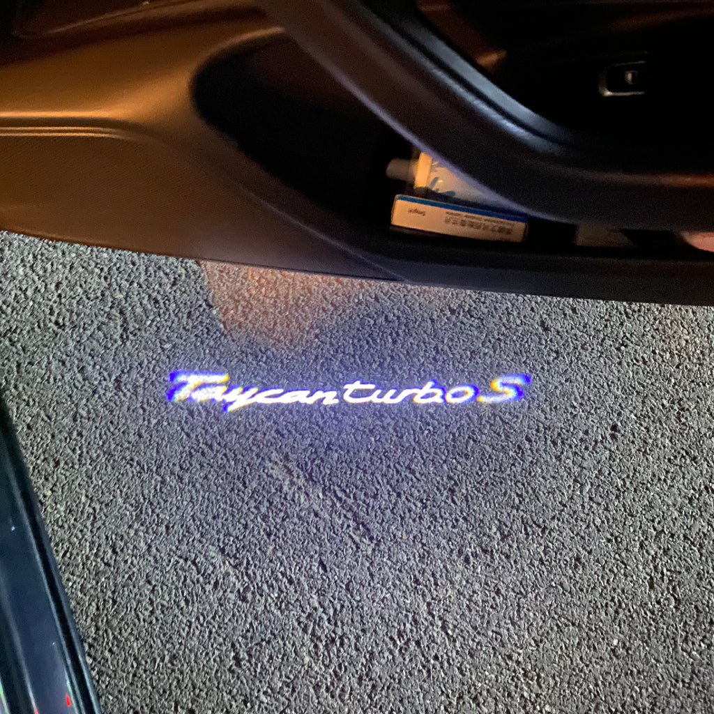 PORSCHE LOGO PROJECTOT LIGHTS Nr.87 (cantidad 1 = 2 logo película / 2 luces de puerta)