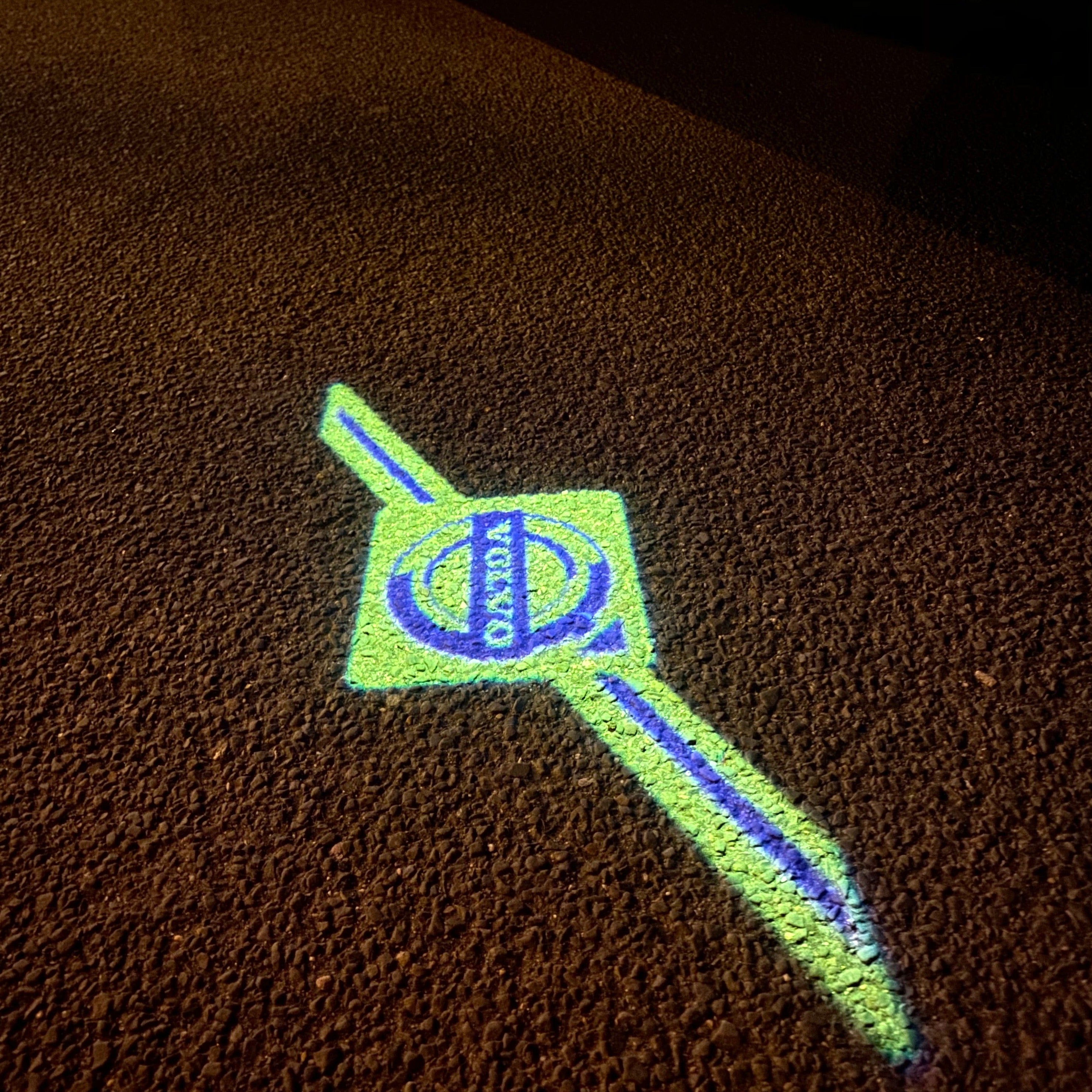 Volvo LOGO PROJECTOR LIGHTS Nr.30 (Menge 1 = 2 Logo Film / 2 Türlichter)