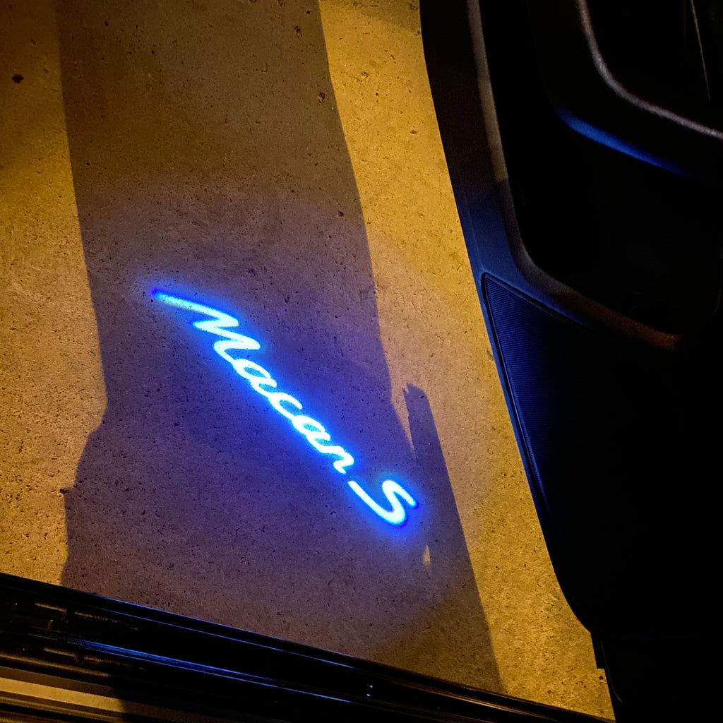 PORSCHE LOGO PROJECTOT LIGHTS Nr.88 (cantidad 1 = 2 logo película / 2 luces de puerta)