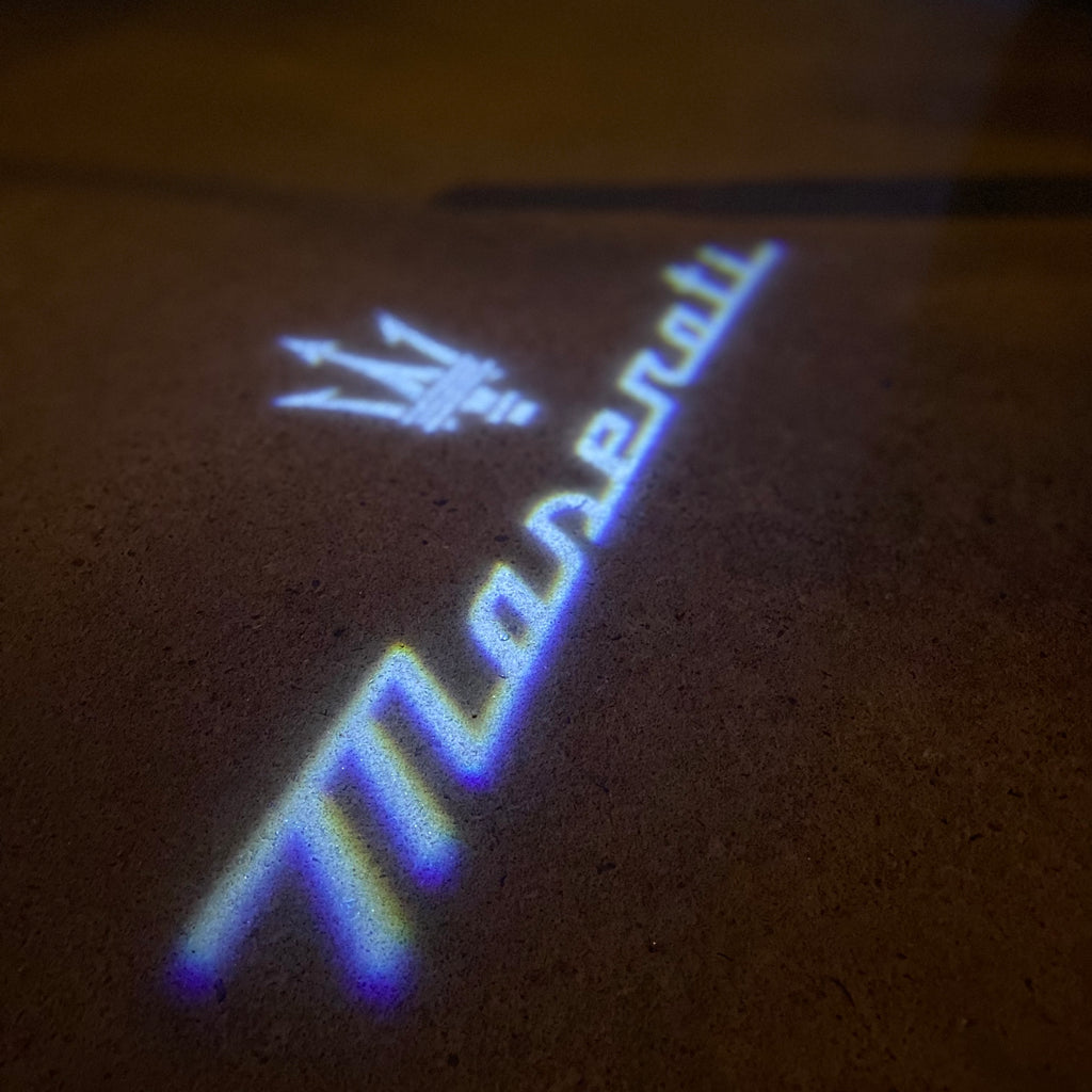 Maserati LOGO PROJECROTR LIGHTS Nr.01 (quantité 1 = 1 jeux / 2 feux de porte)