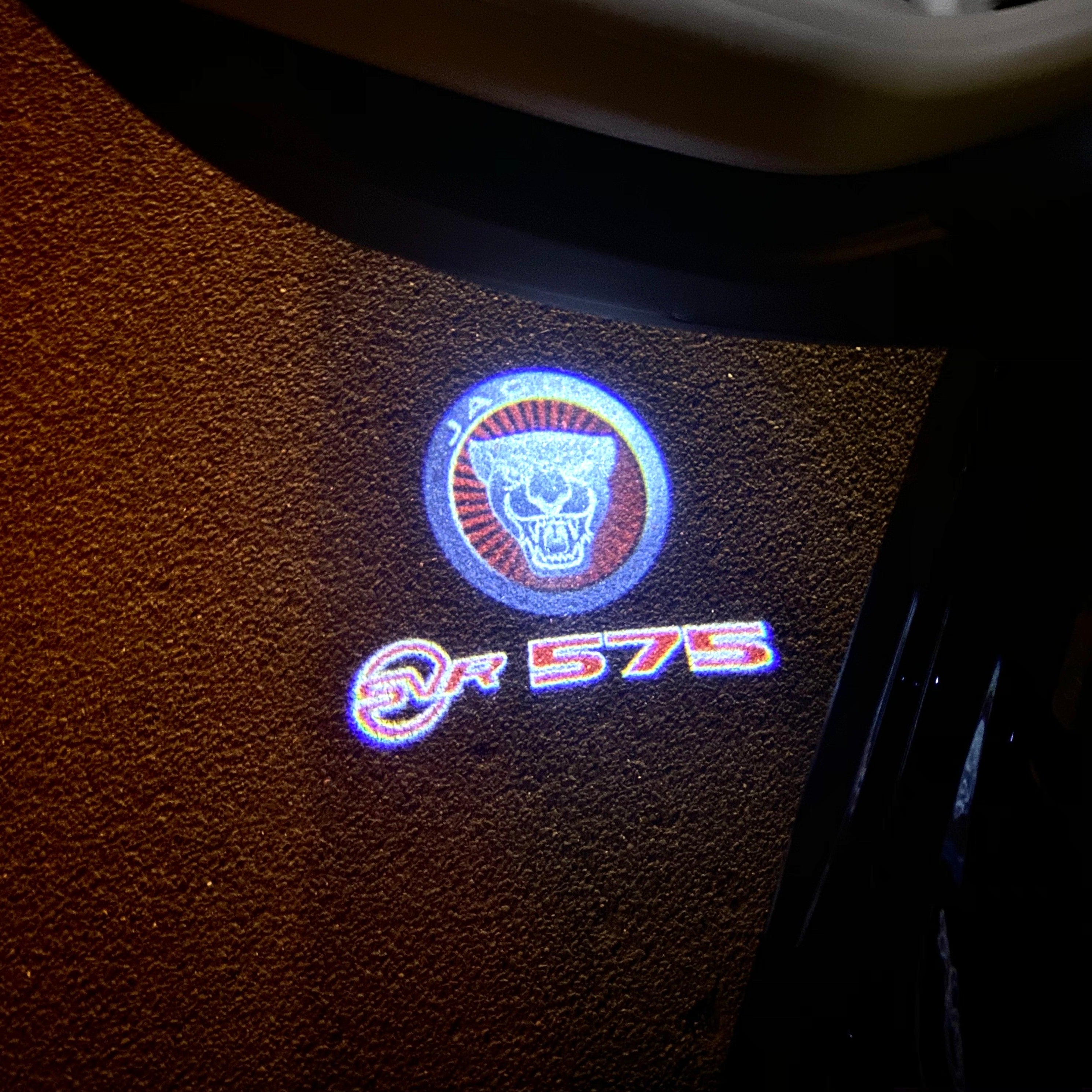 JAGUAR LOGO PROJECROTR LIGHTS Nr.115 (الكمية 1 = 1 مجموعة / 2 أضواء باب)