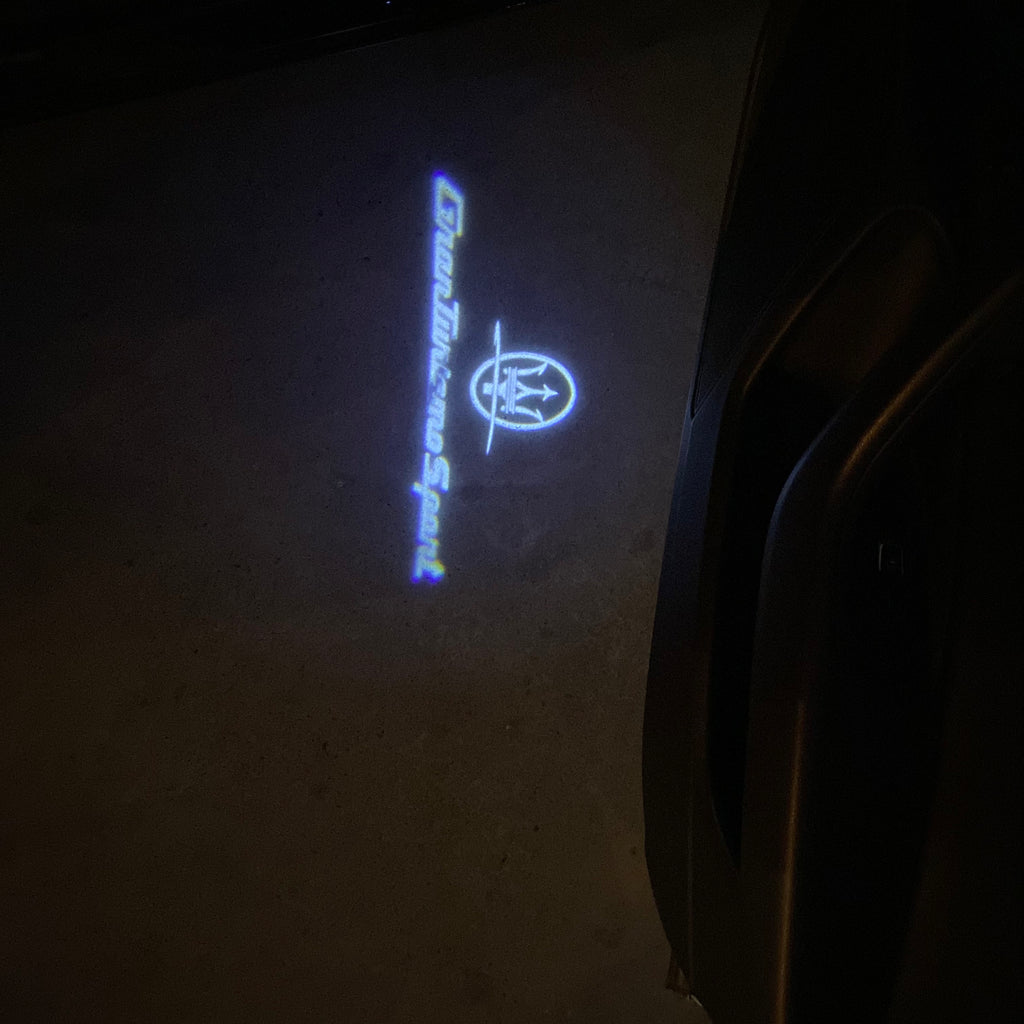 Maserati LOGO PROJECROTR LIGHTS Nr.01 (quantité 1 = 1 jeux / 2 feux de porte)